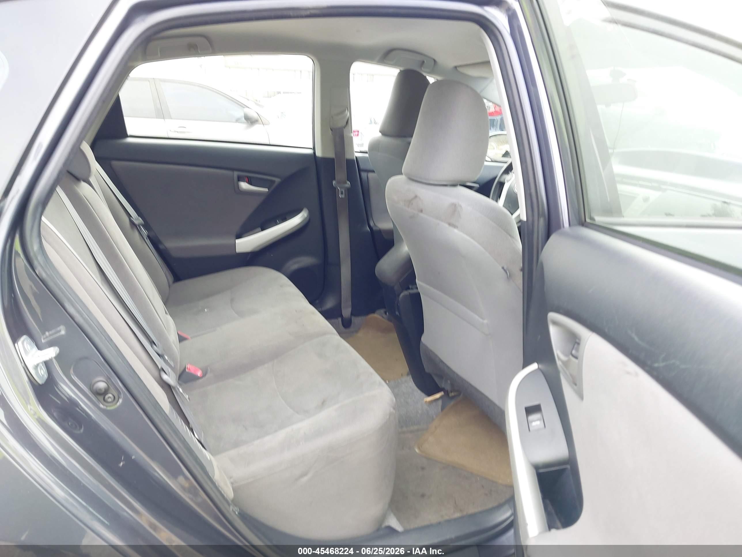 2015 Toyota Prius Two Gray vin: JTDKN3DU6F1893545