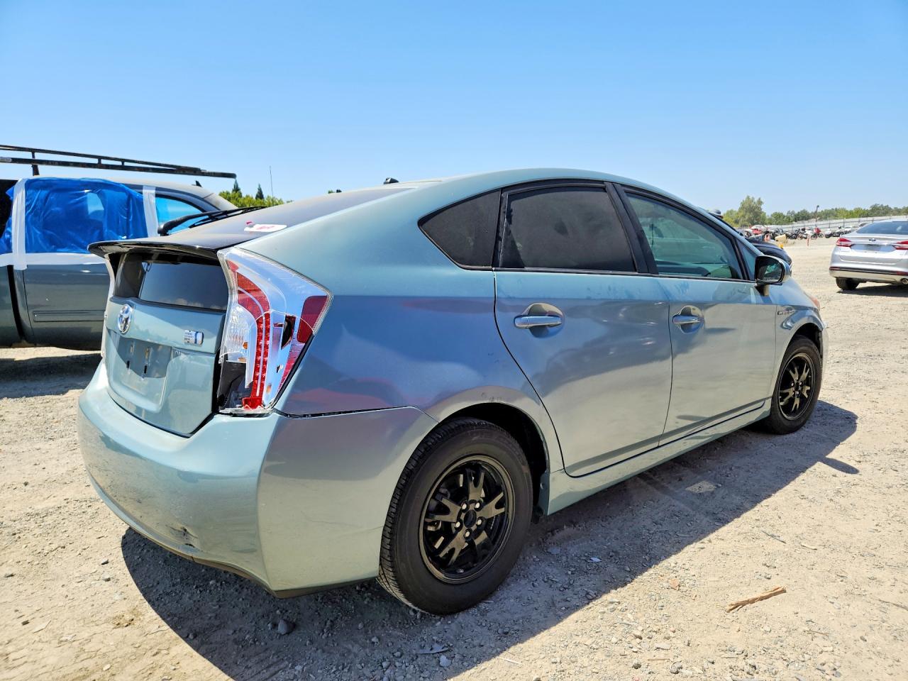2015 Toyota Prius Two Turquoise vin: JTDKN3DU6F1904348