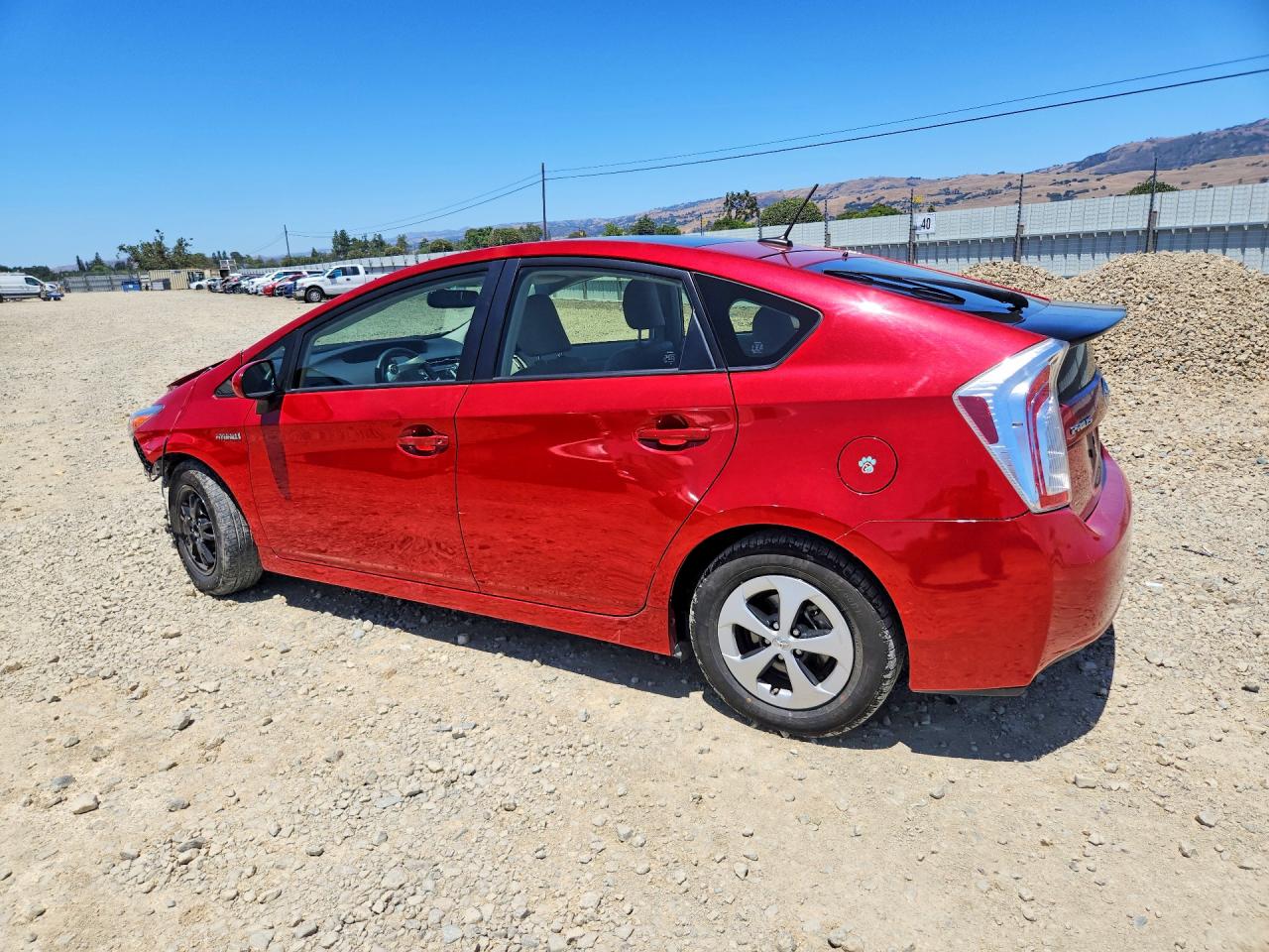 2015 Toyota Prius Four Red vin: JTDKN3DU6F1904706