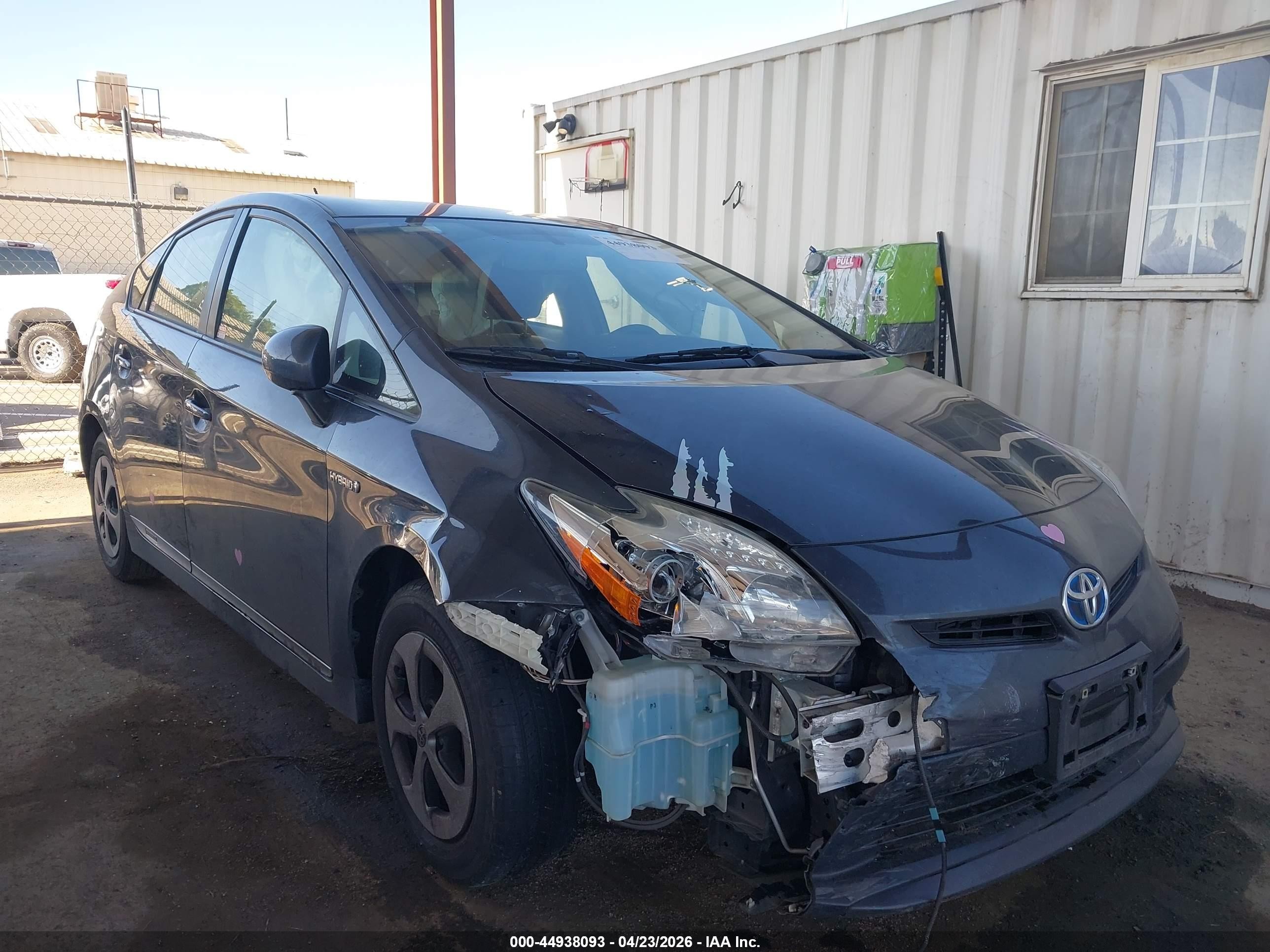 2015 Toyota Prius Four Gray vin: JTDKN3DU6F1910604