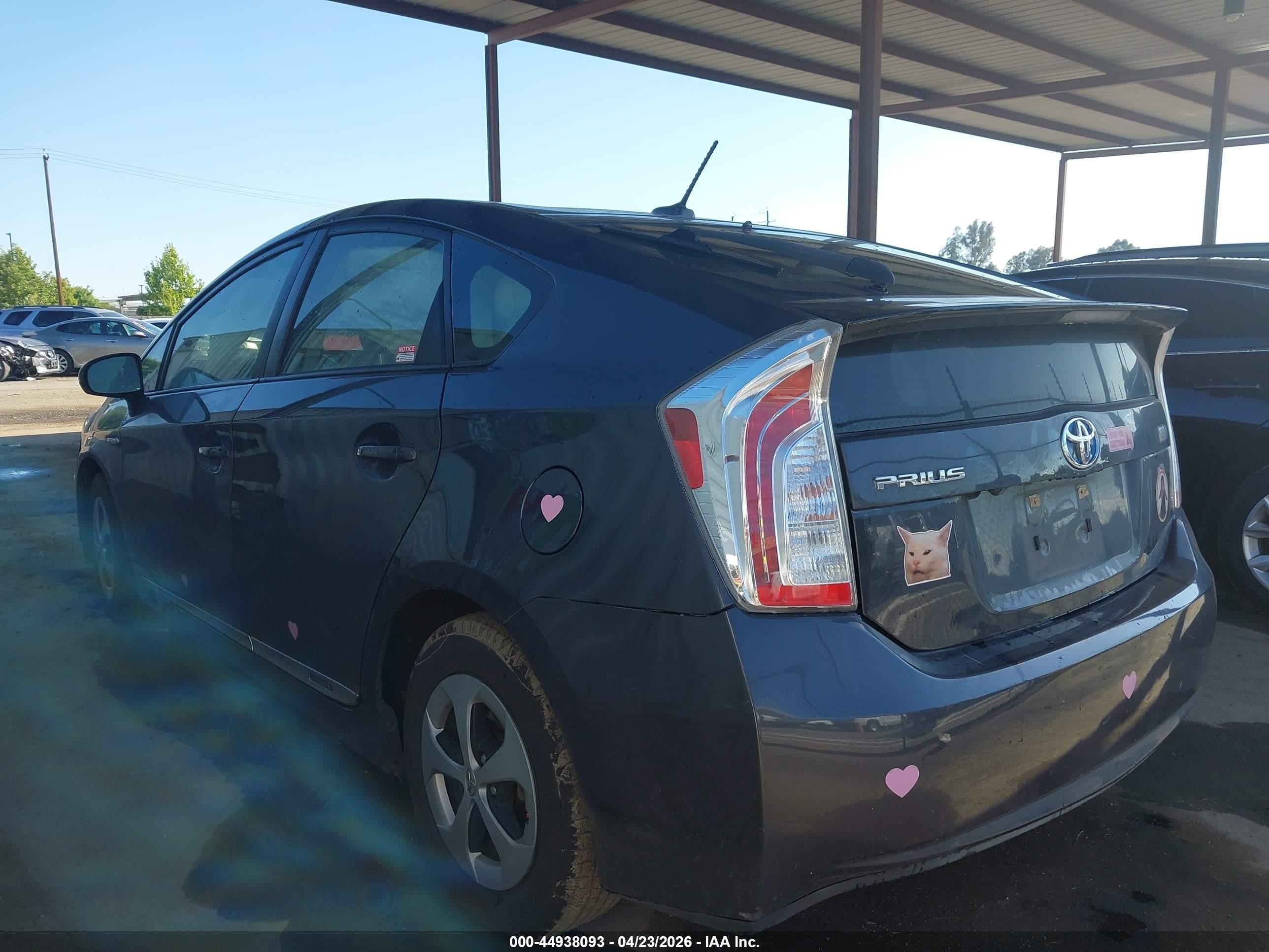 2015 Toyota Prius Four Gray vin: JTDKN3DU6F1910604