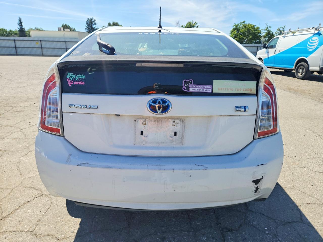 2015 Toyota Prius Two White vin: JTDKN3DU6F1911347