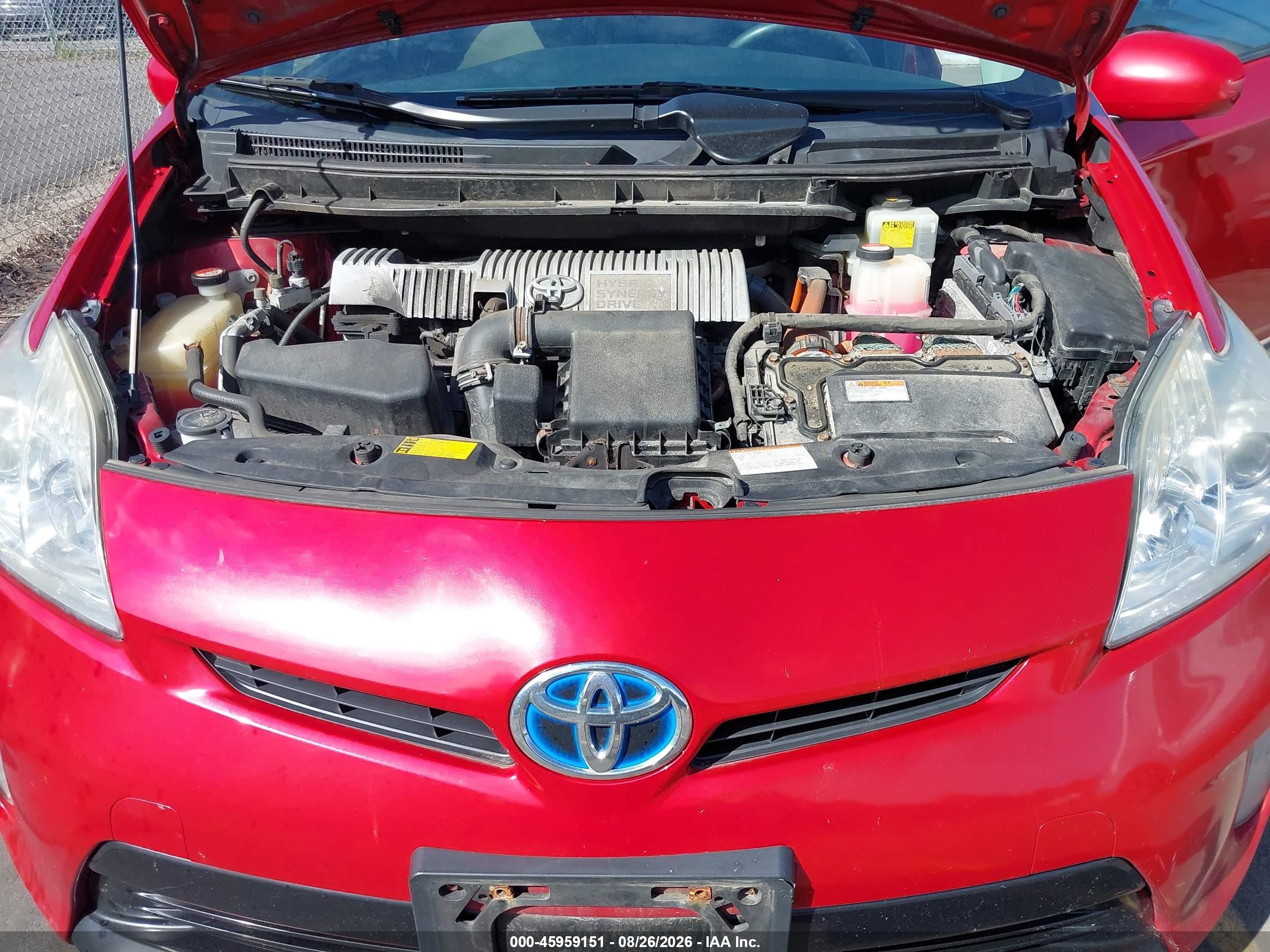 2015 Toyota Prius Two Красный vin: JTDKN3DU6F1919660