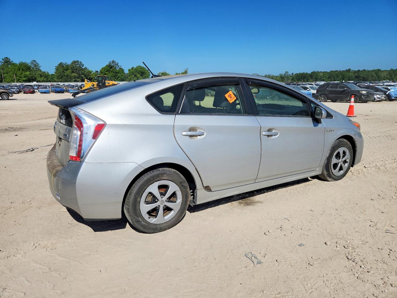 2015 Toyota Prius Four Silver vin: JTDKN3DU6F1925989