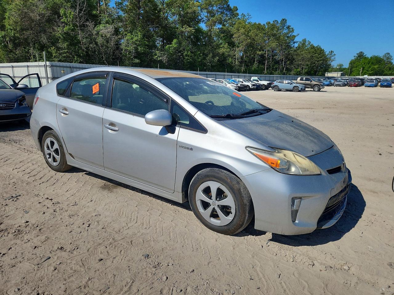 2015 Toyota Prius Four Silver vin: JTDKN3DU6F1925989