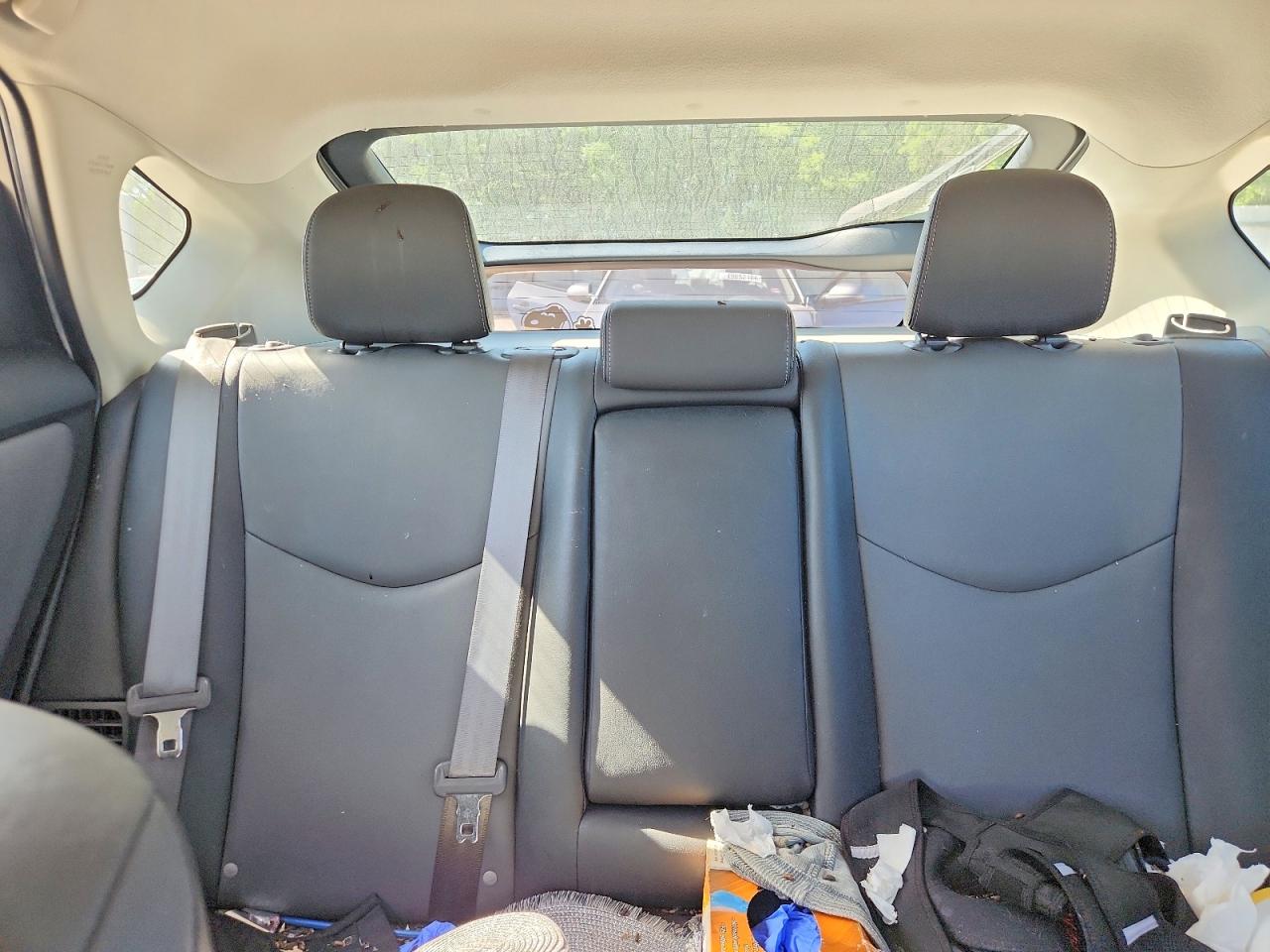 2015 Toyota Prius Four Silver vin: JTDKN3DU6F1925989