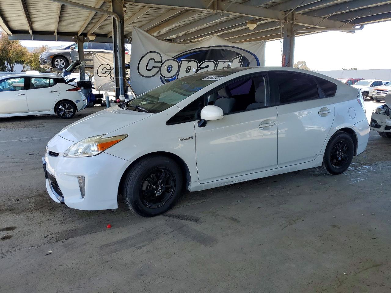 2015 Toyota Prius Three White vin: JTDKN3DU6F1927578