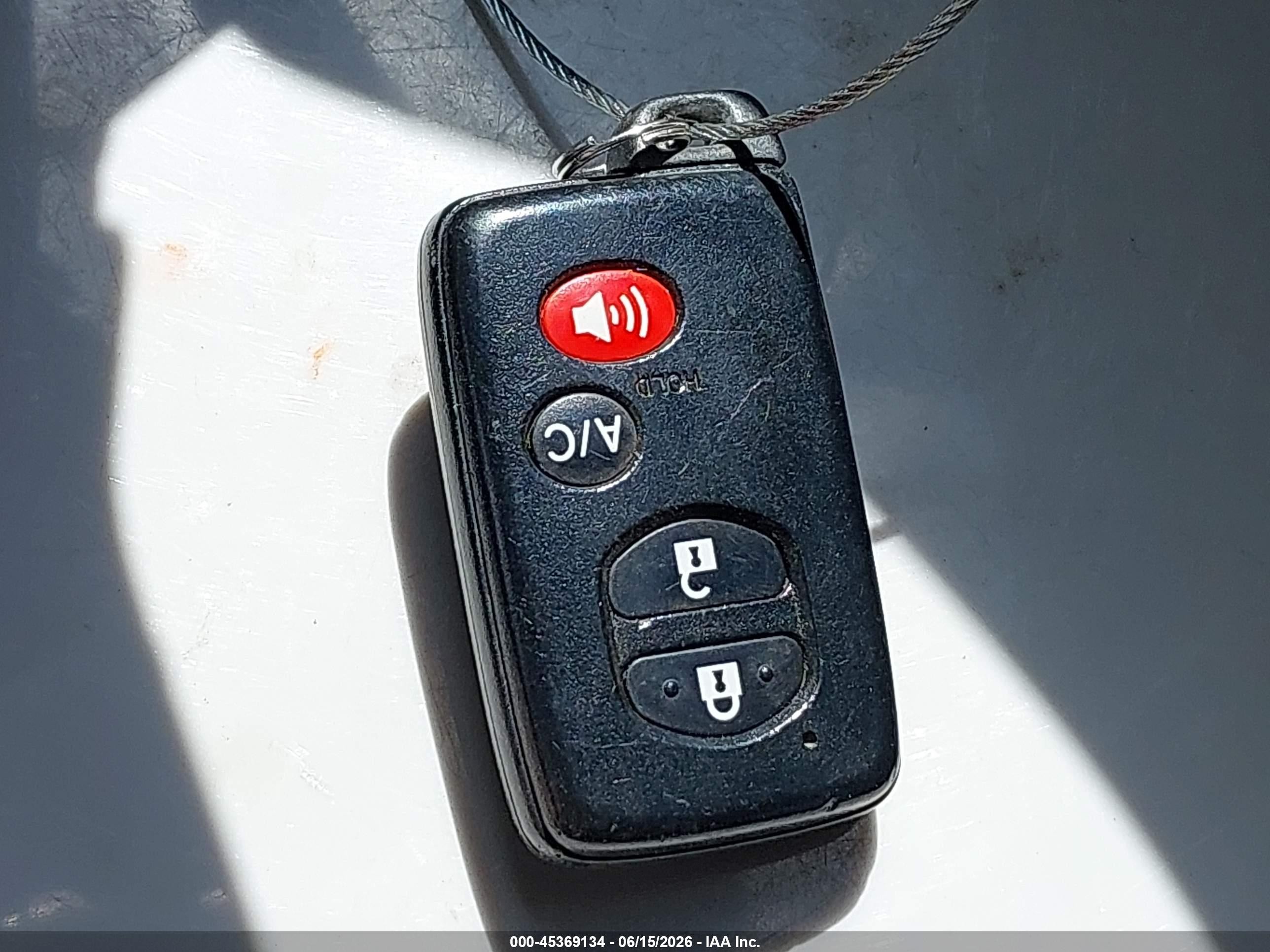 2010 Toyota Prius Iii Red vin: JTDKN3DU7A0001415