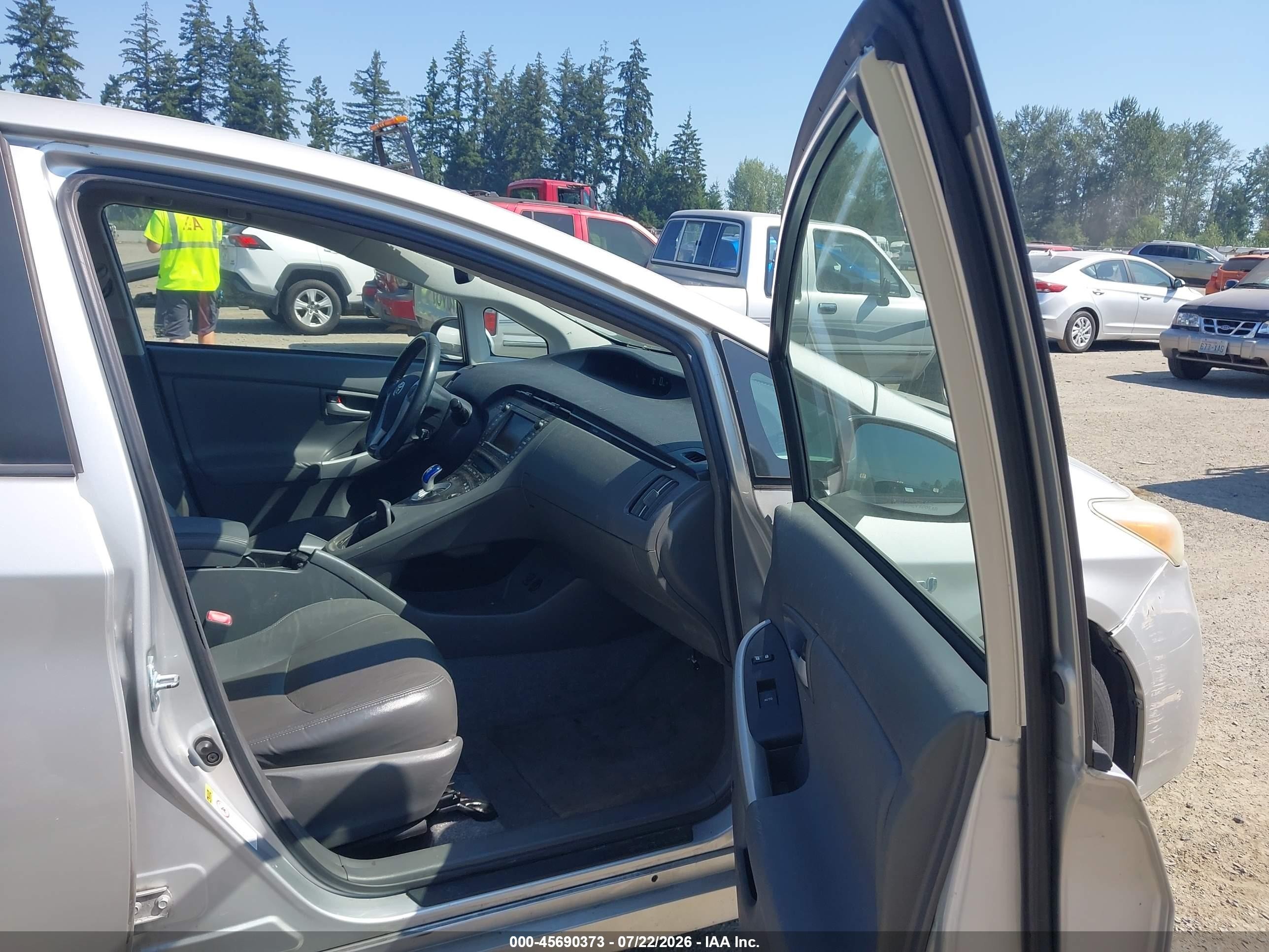 2010 Toyota Prius Iv Silver vin: JTDKN3DU7A0007635