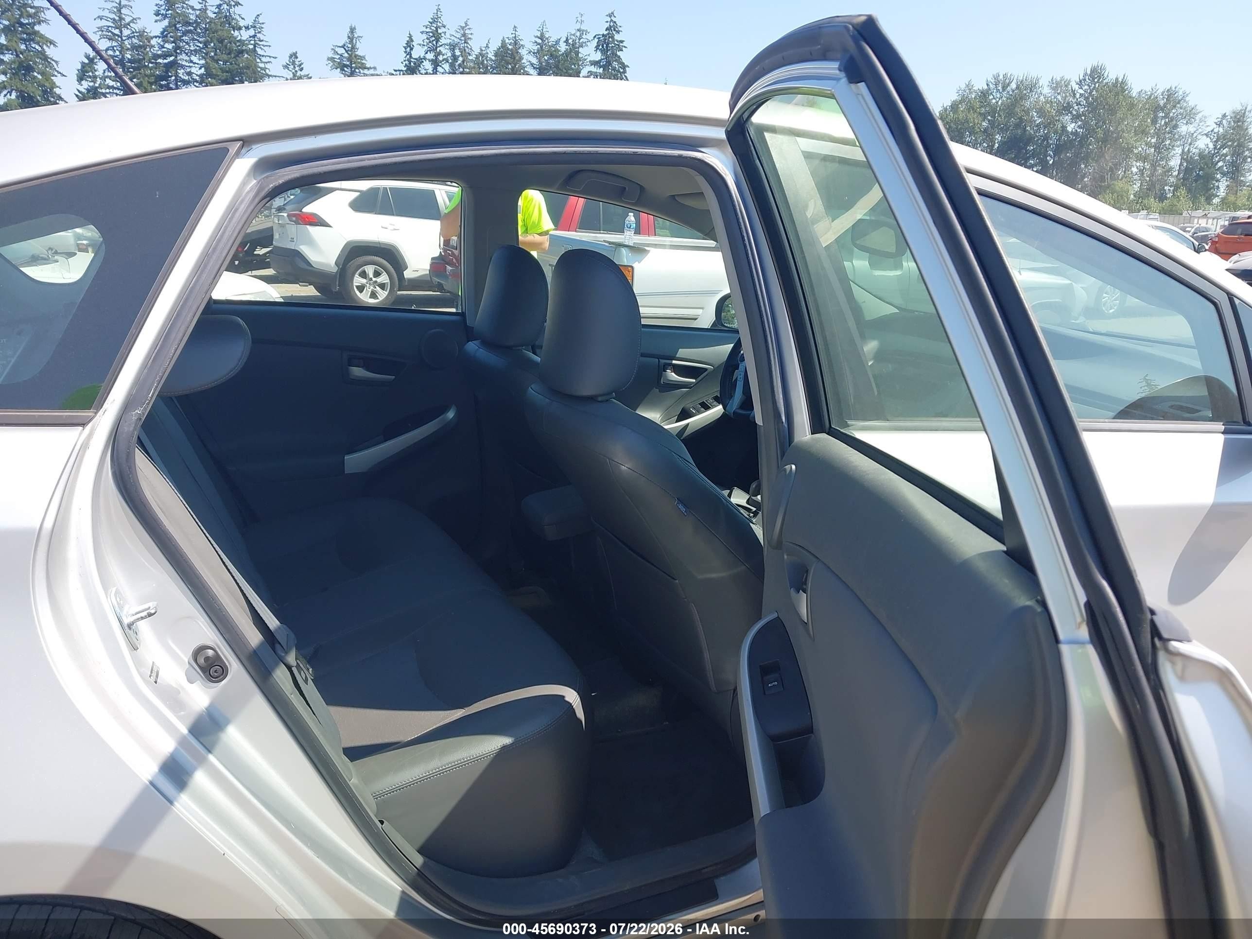 2010 Toyota Prius Iv Silver vin: JTDKN3DU7A0007635