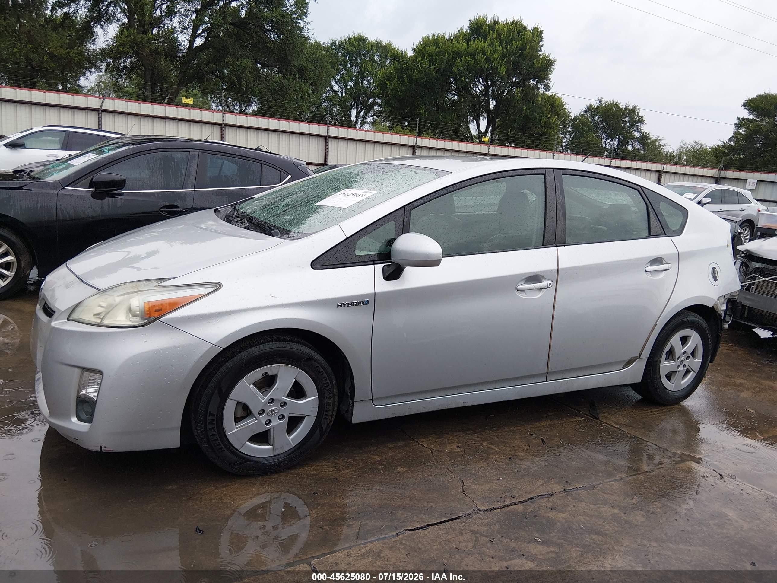 2010 Toyota Prius Iii Silver vin: JTDKN3DU7A0086031