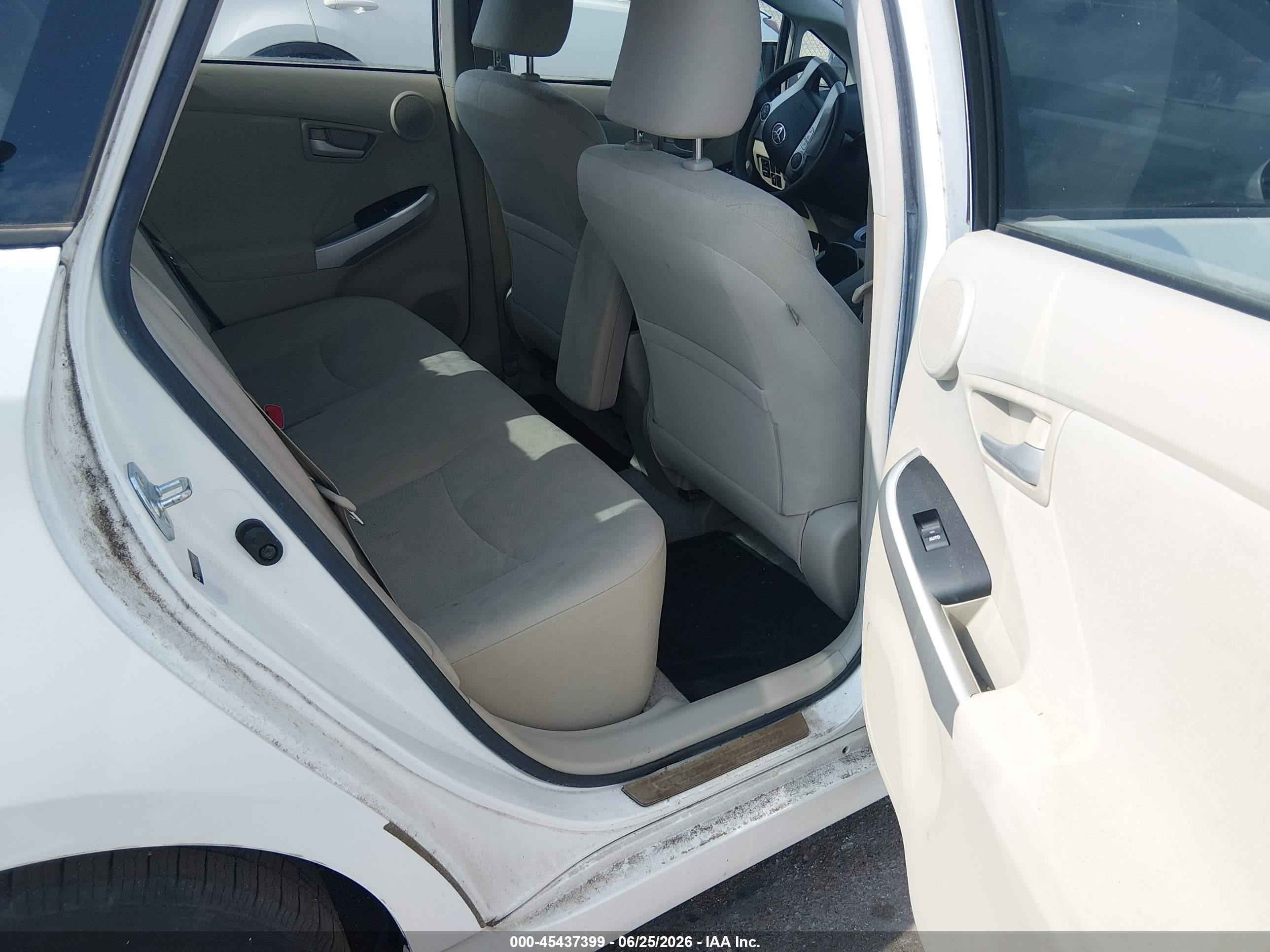 2010 Toyota Prius Iii White vin: JTDKN3DU7A0089981