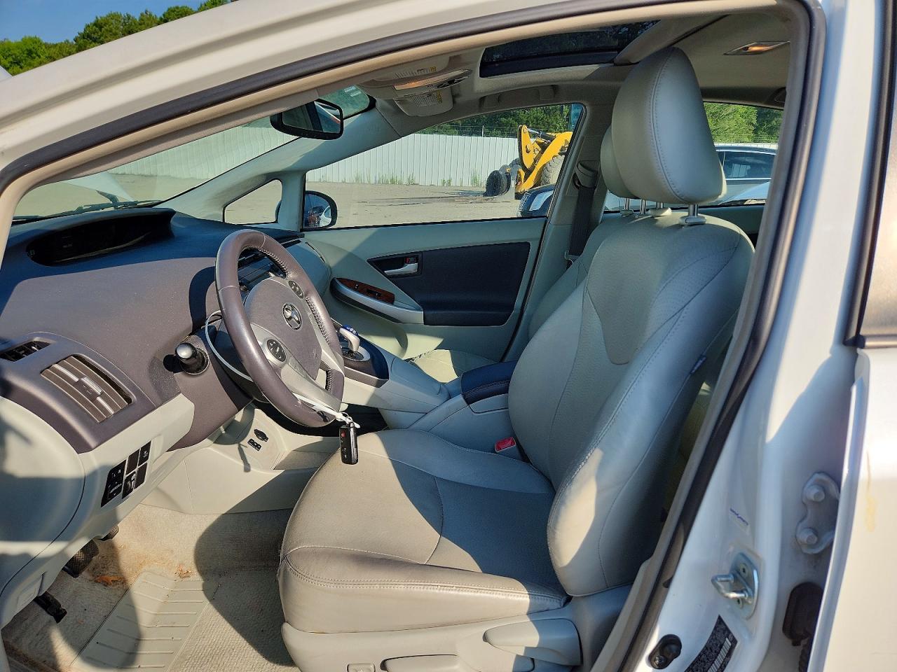 2010 Toyota Prius Iv White vin: JTDKN3DU7A0101725