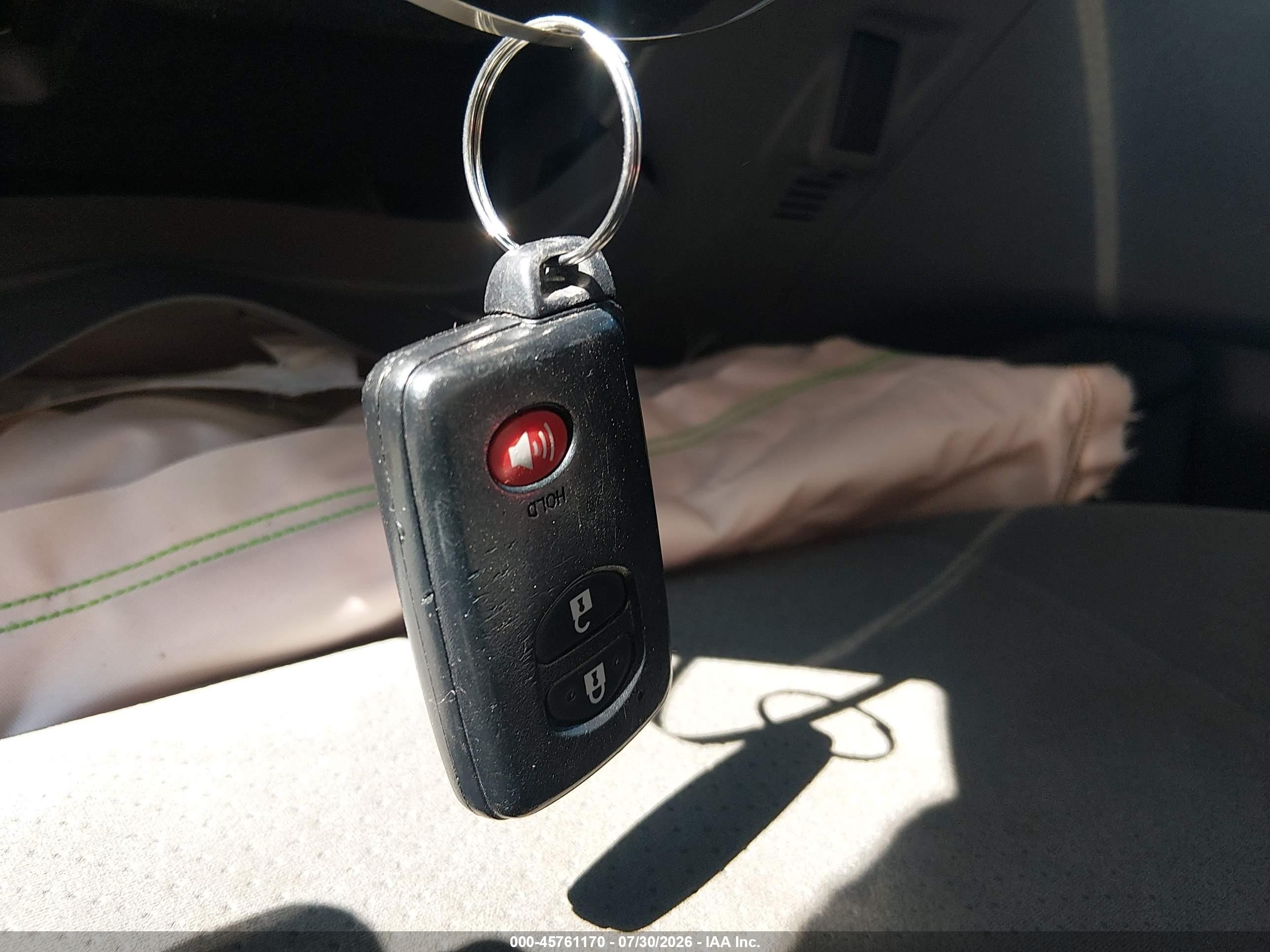 2010 Toyota Prius Iii Red vin: JTDKN3DU7A0164128