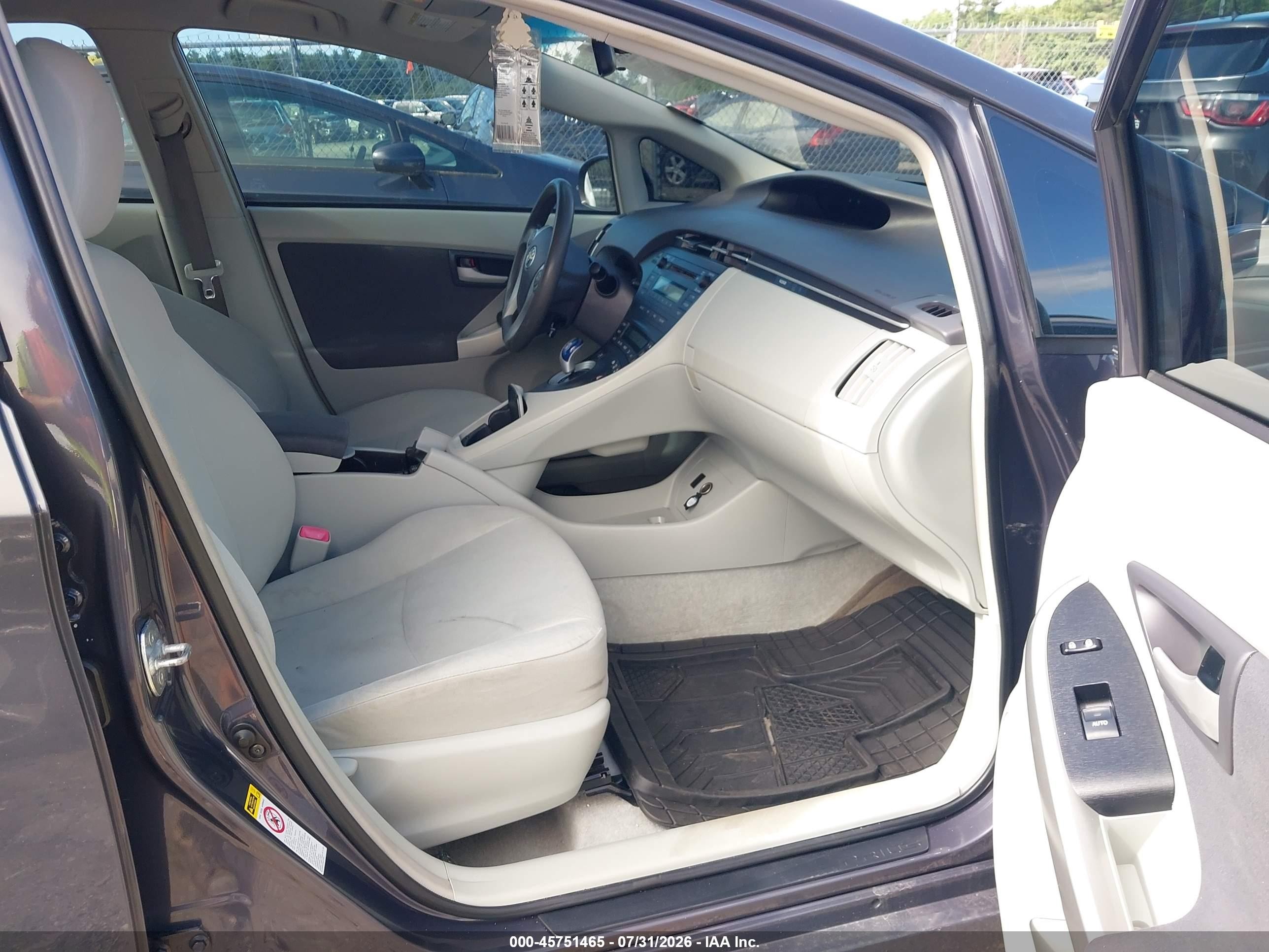 2010 Toyota Prius Ii Gray vin: JTDKN3DU7A0169829
