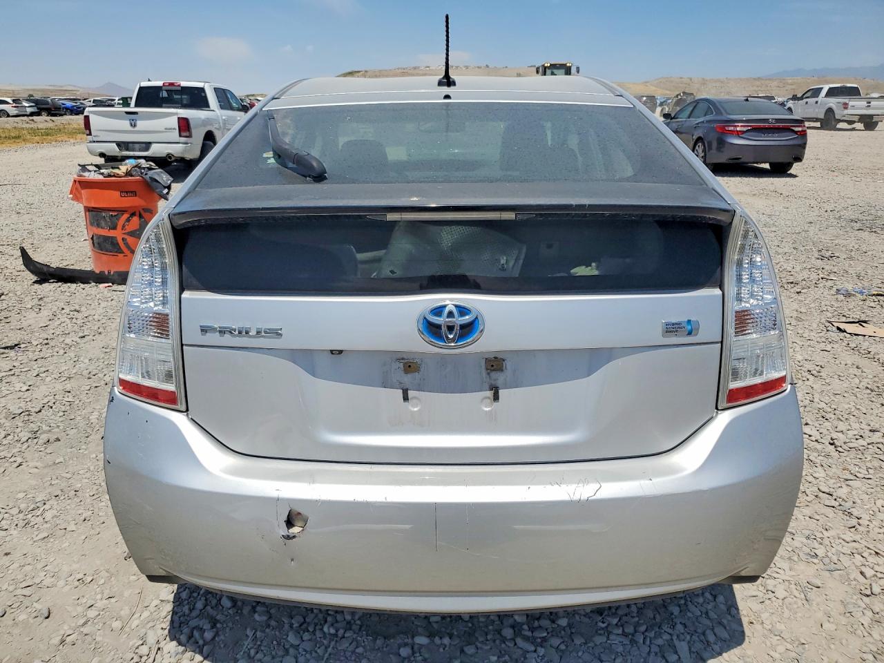 2010 Toyota Prius V Silver vin: JTDKN3DU7A1243695