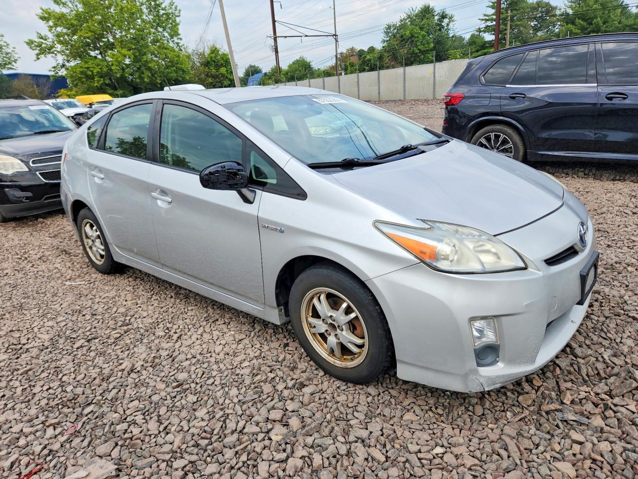 2010 Toyota Prius Iii Silver vin: JTDKN3DU7A5084749