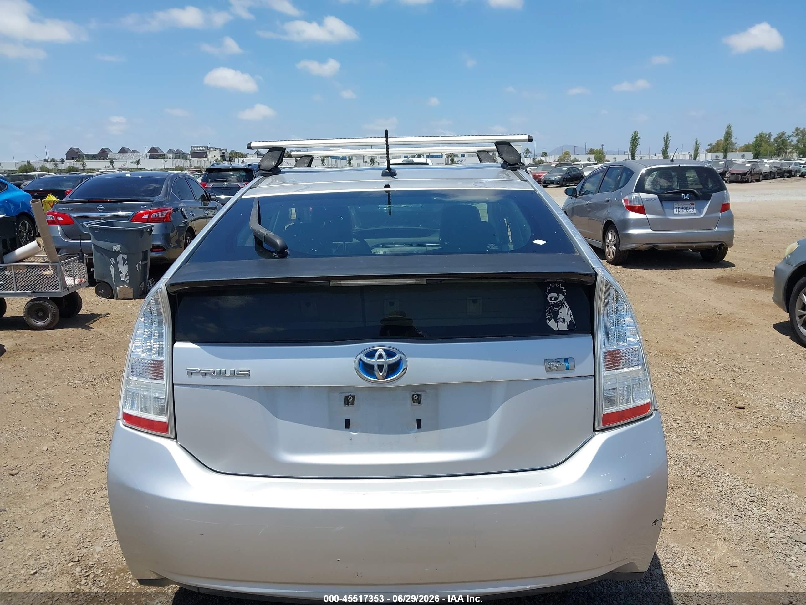 2011 Toyota Prius Two Silver vin: JTDKN3DU7B0252047