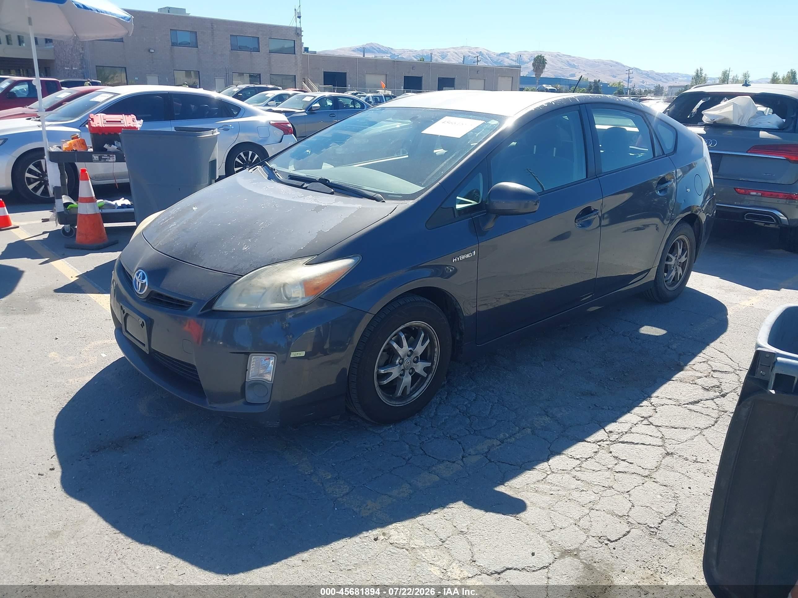 2011 Toyota Prius Two Gray vin: JTDKN3DU7B0264070