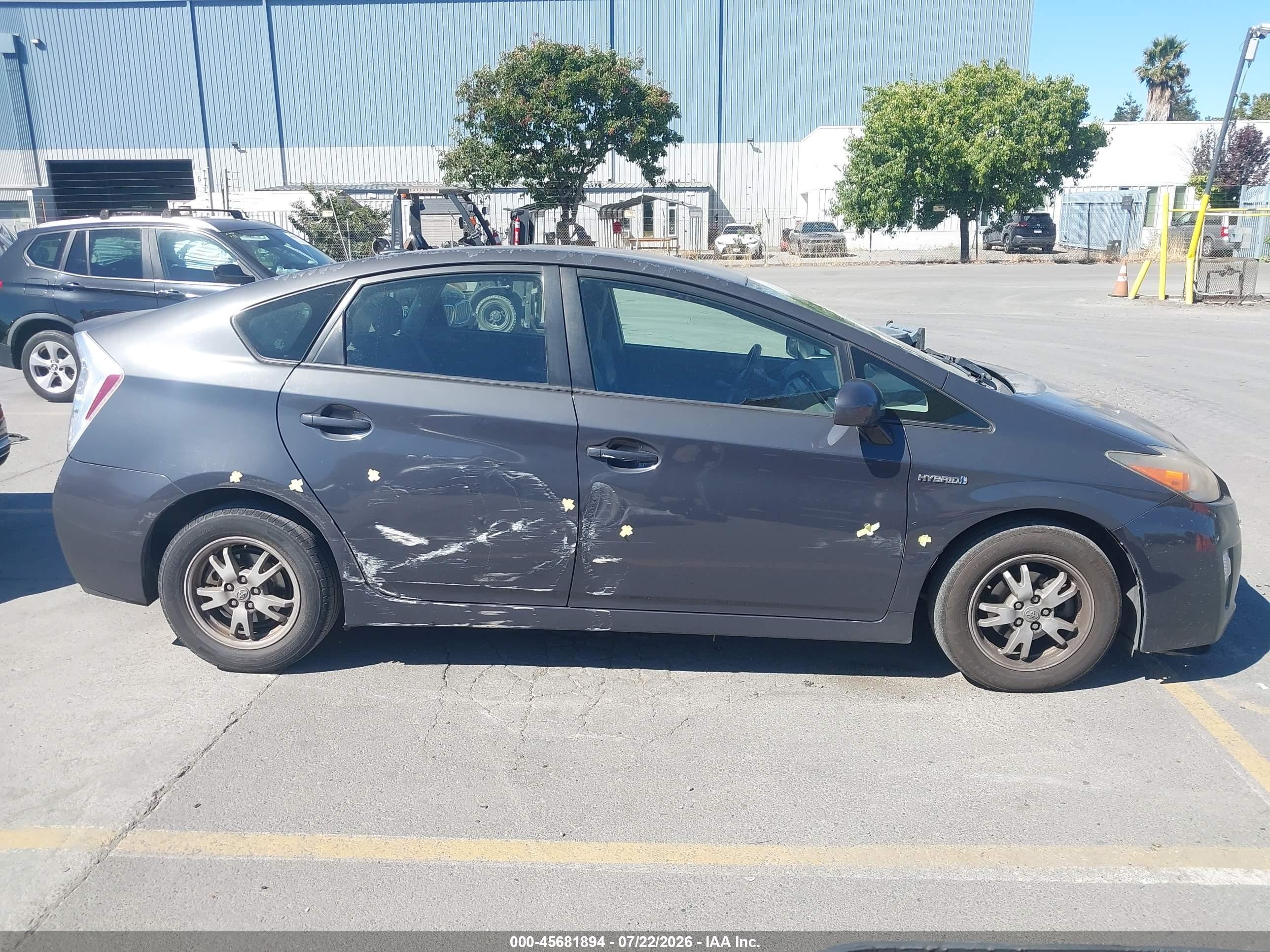 2011 Toyota Prius Two Gray vin: JTDKN3DU7B0264070