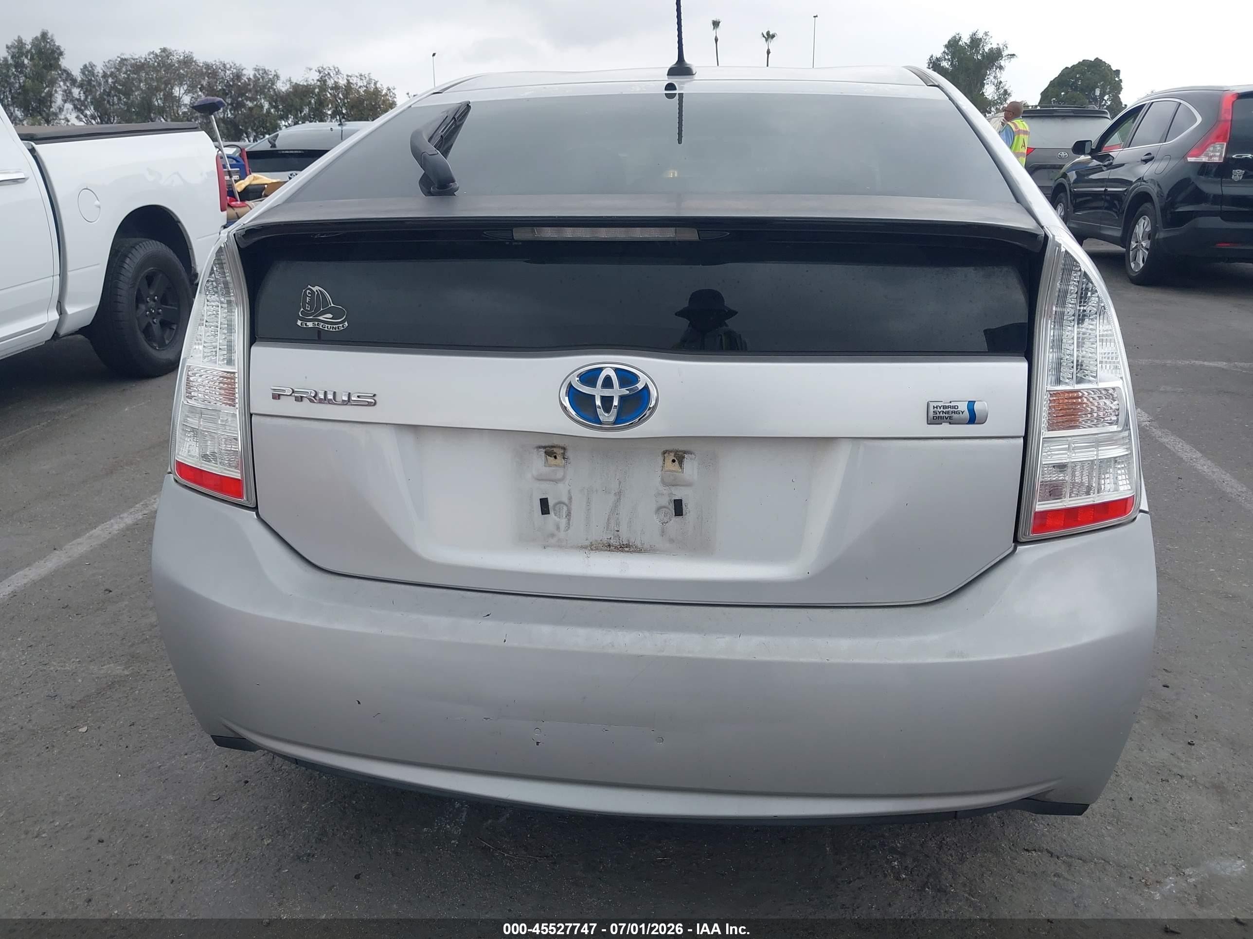 2011 Toyota Prius Two Silver vin: JTDKN3DU7B0264246