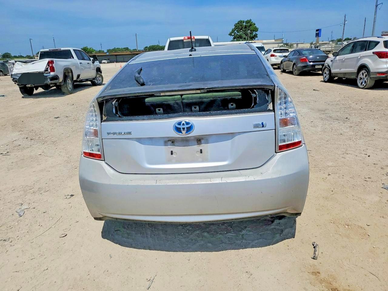 2011 Toyota Prius Four Серебряный vin: JTDKN3DU7B0264506