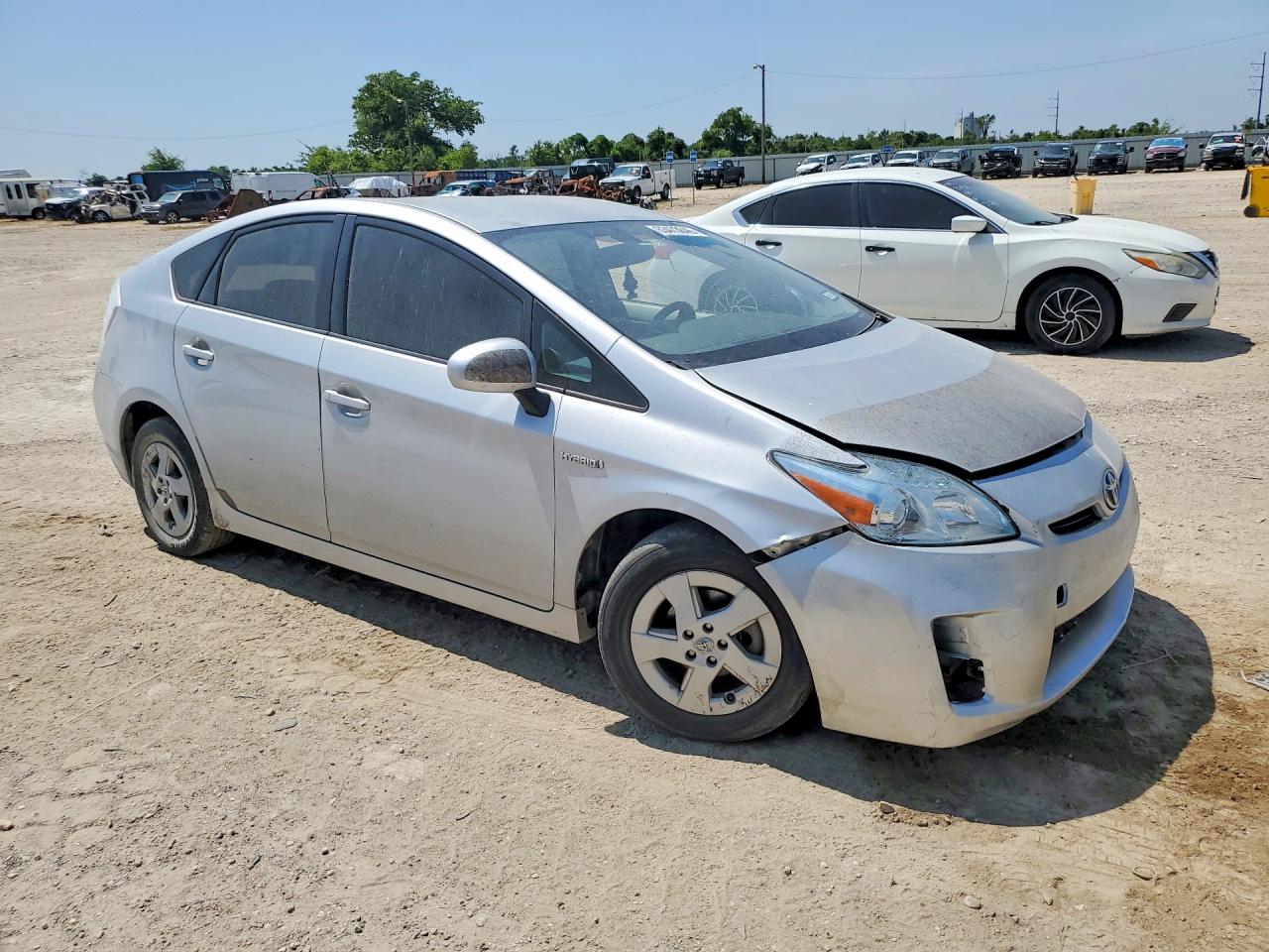 2011 Toyota Prius Four Серебряный vin: JTDKN3DU7B0264506