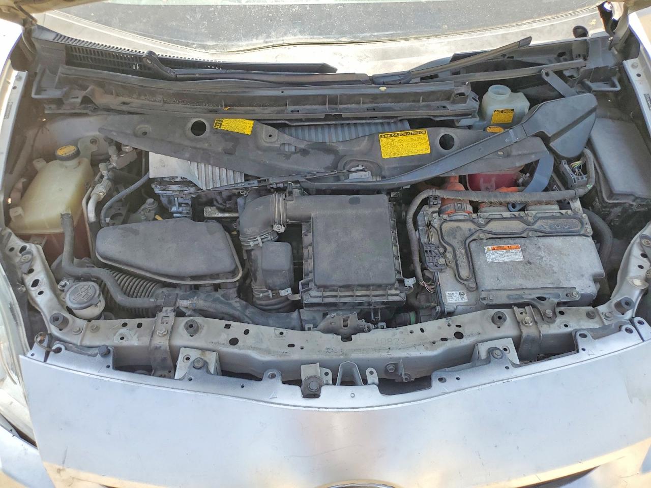 2011 Toyota Prius Four Серебряный vin: JTDKN3DU7B0264506