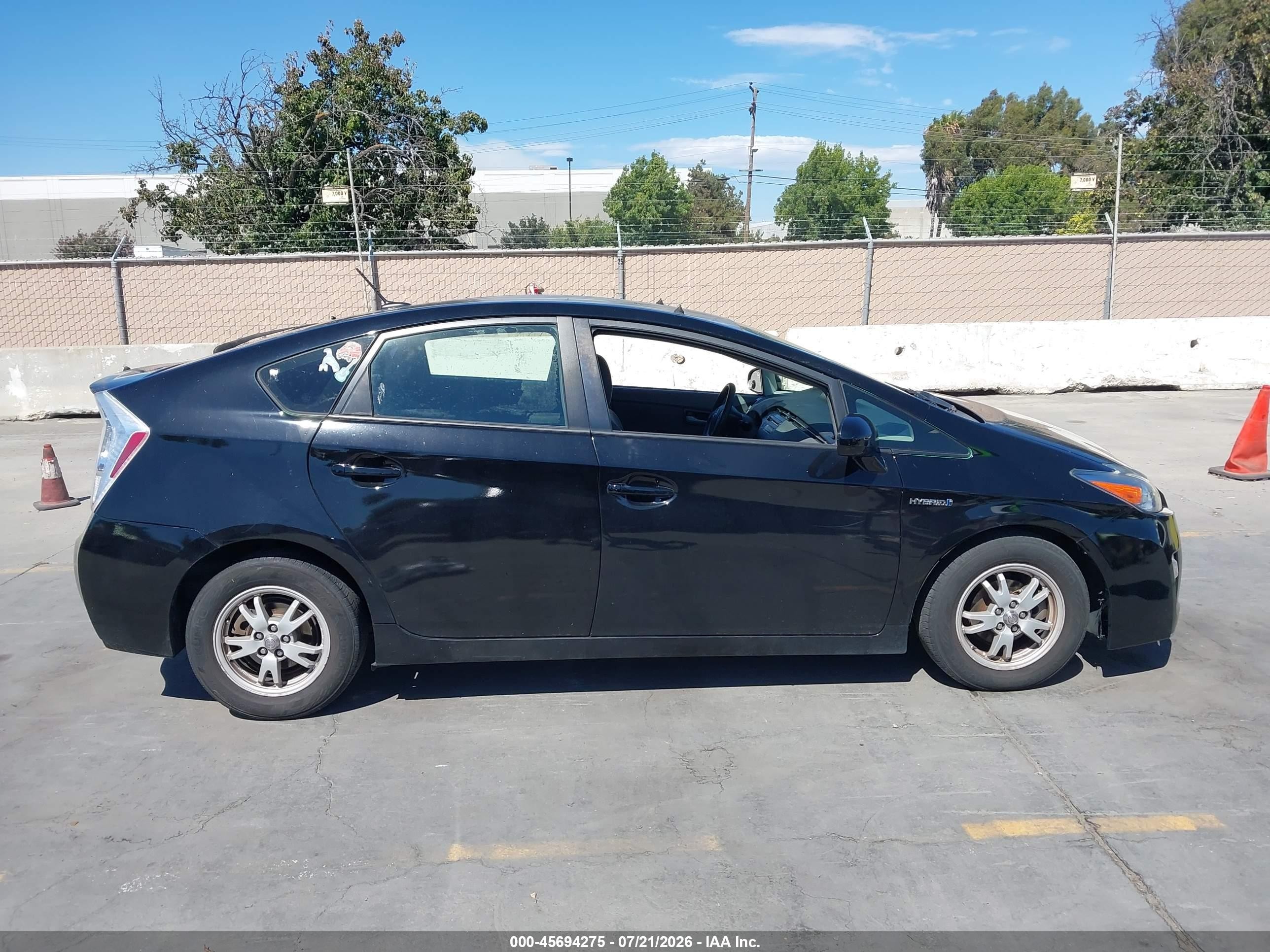 2011 Toyota Prius Two Black vin: JTDKN3DU7B0269575