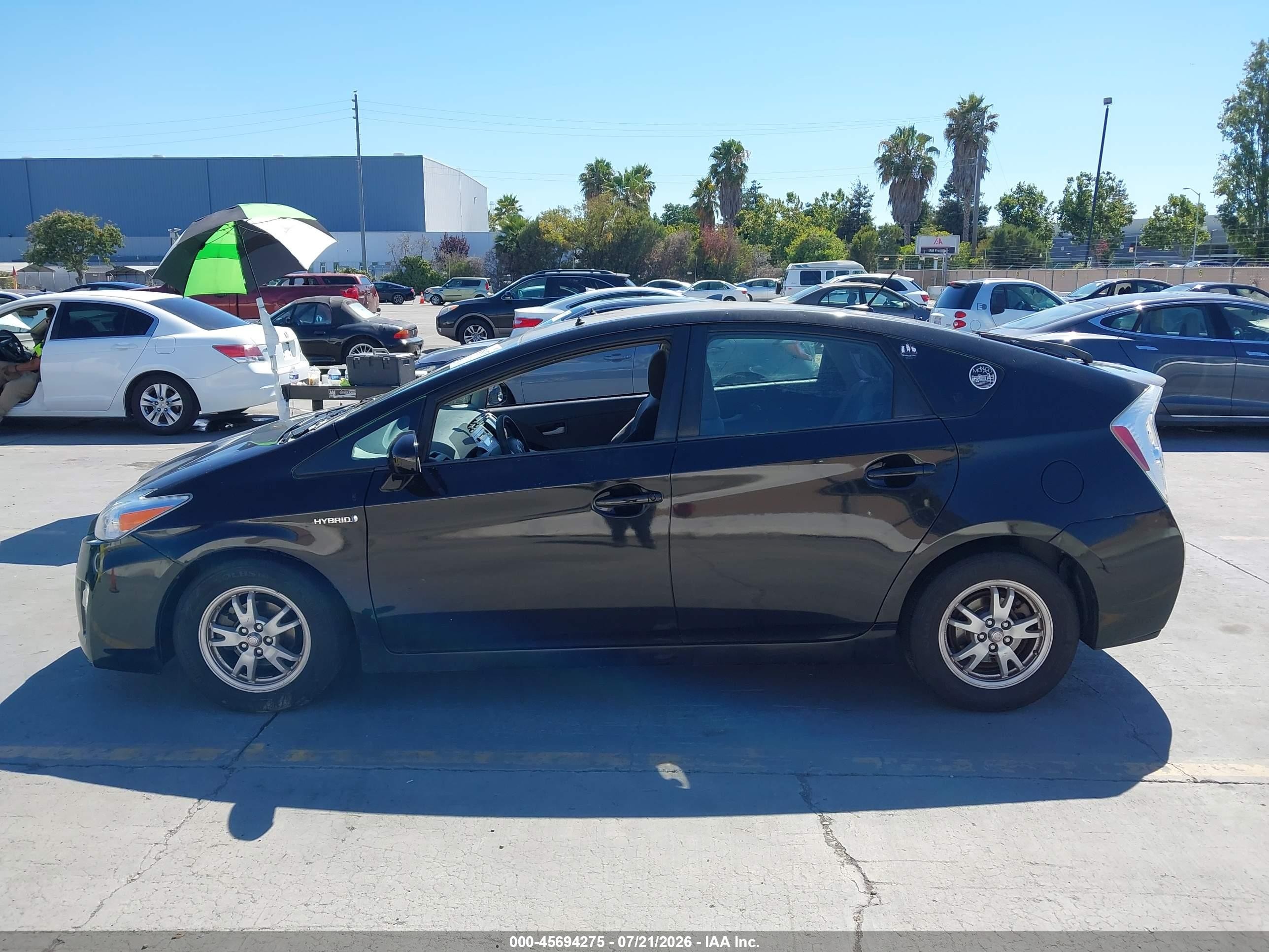 2011 Toyota Prius Two Black vin: JTDKN3DU7B0269575