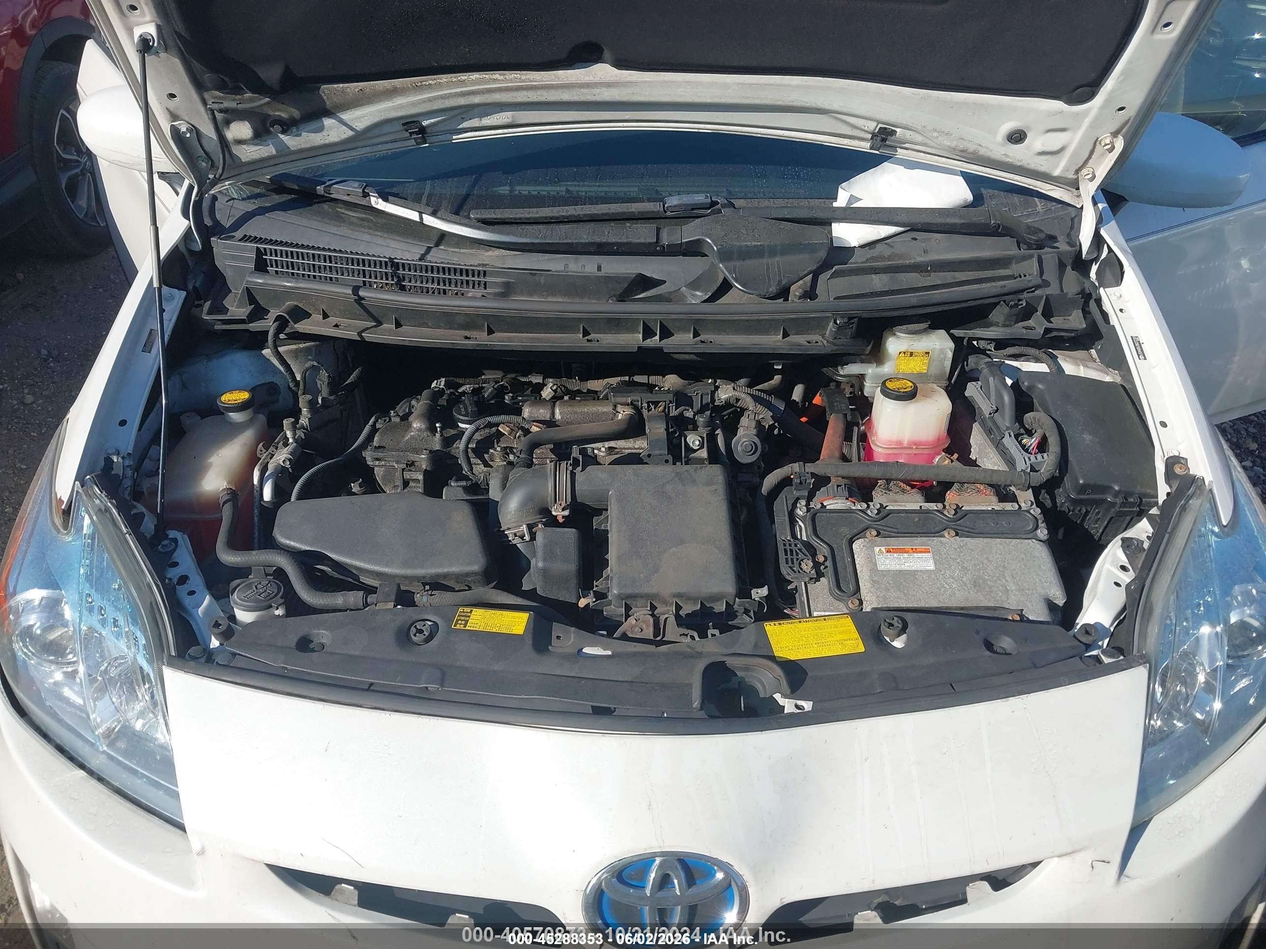 2011 Toyota Prius Two White vin: JTDKN3DU7B0272301