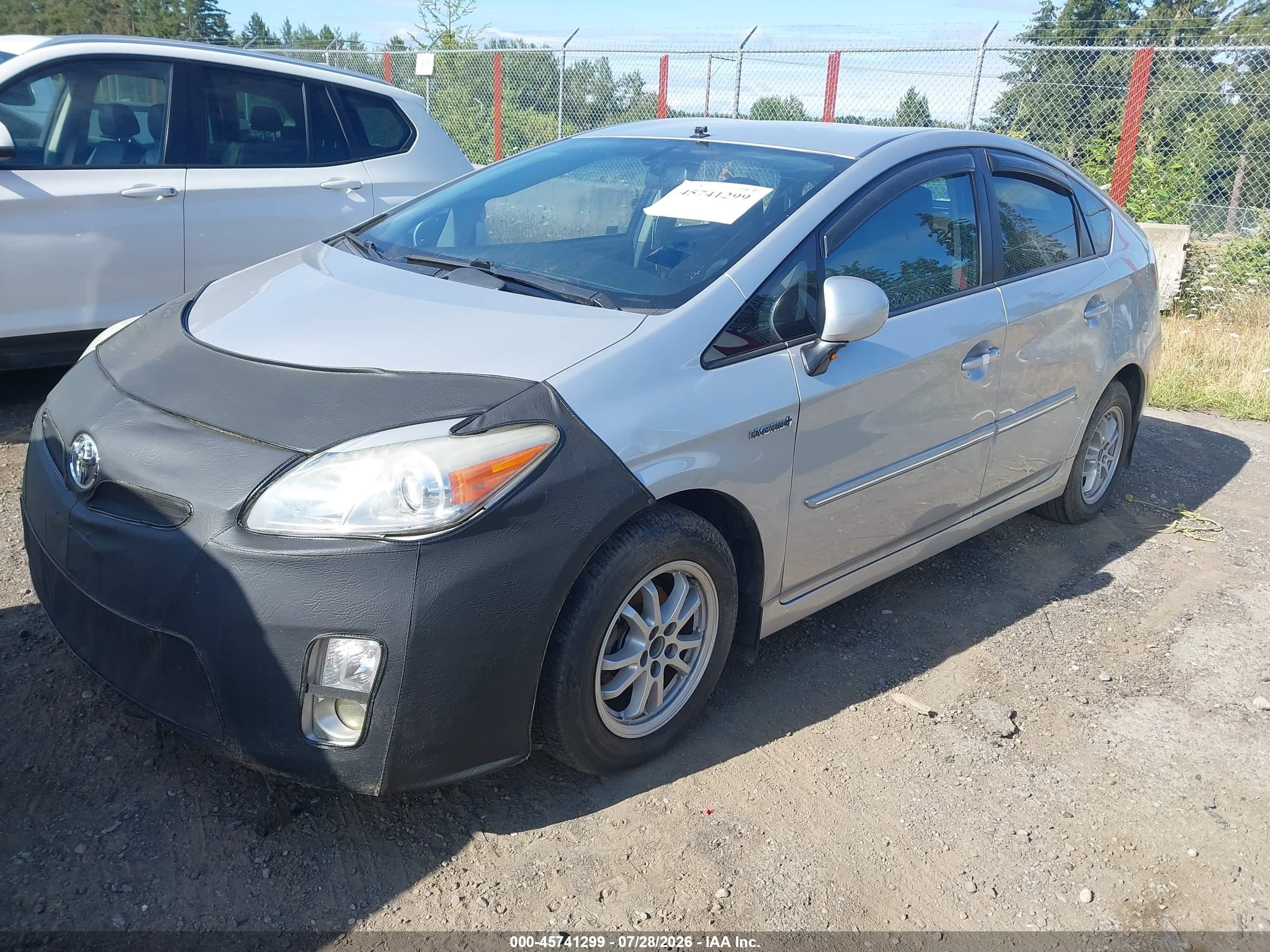 2011 Toyota Prius Two Silver vin: JTDKN3DU7B0284576