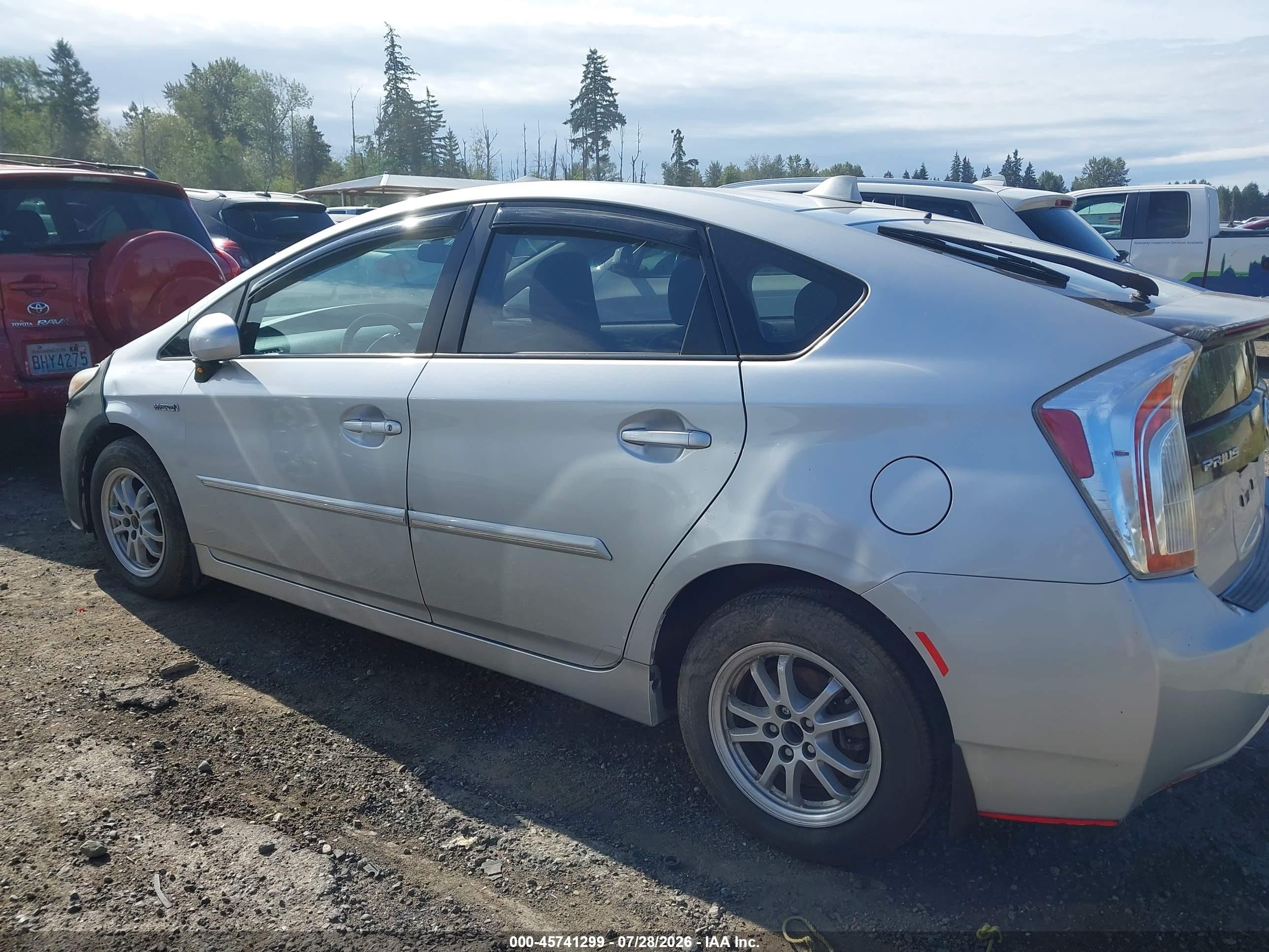 2011 Toyota Prius Two Silver vin: JTDKN3DU7B0284576