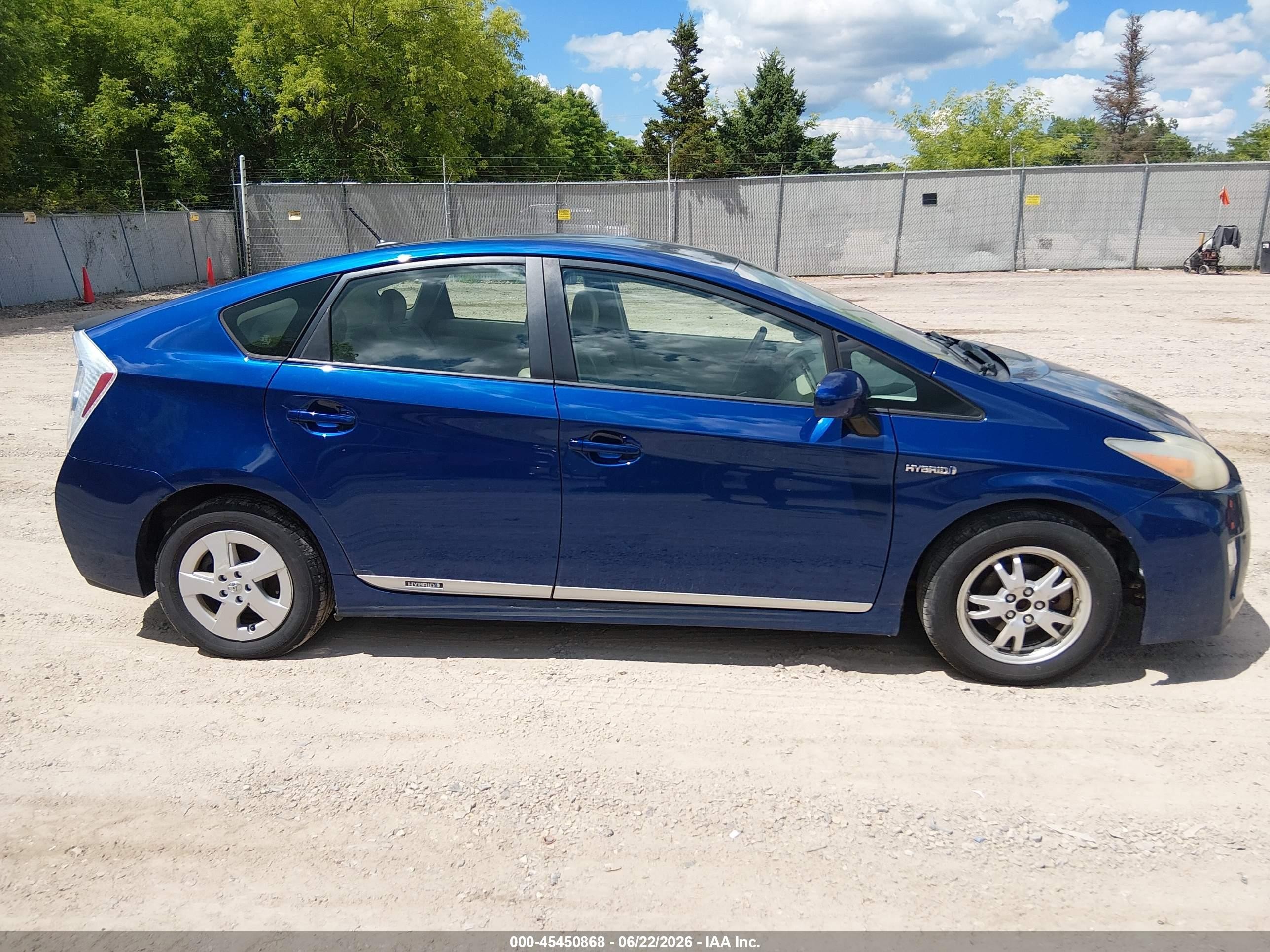 2011 Toyota Prius Four Blue vin: JTDKN3DU7B0294685