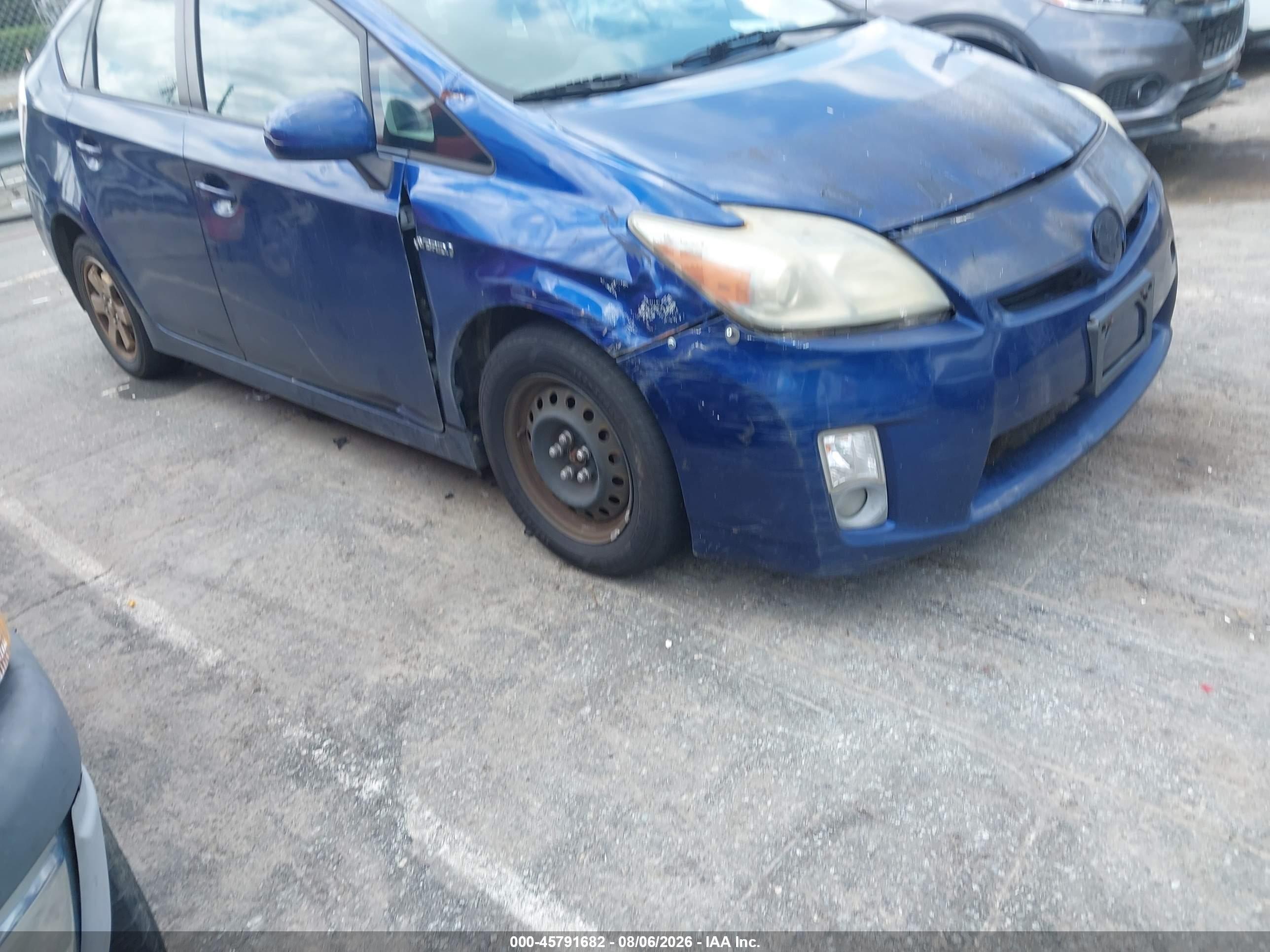 2011 Toyota Prius Two Blue vin: JTDKN3DU7B0301022