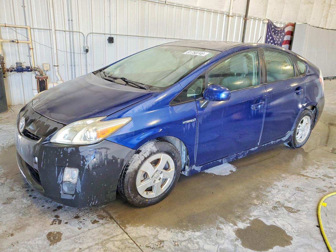 2011 Toyota Prius Two Blue vin: JTDKN3DU7B1334080