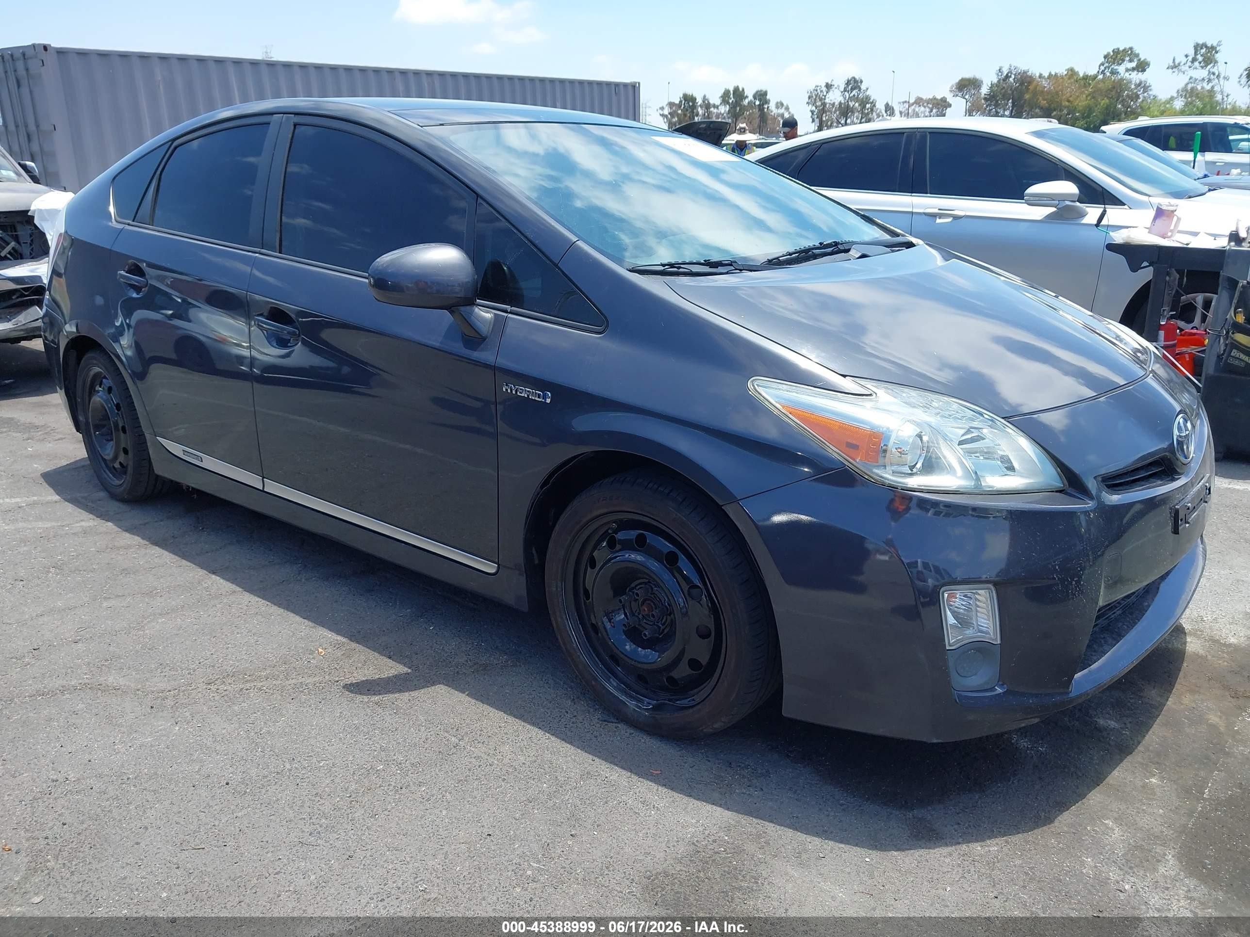 2011 Toyota Prius Four Gray vin: JTDKN3DU7B1365720