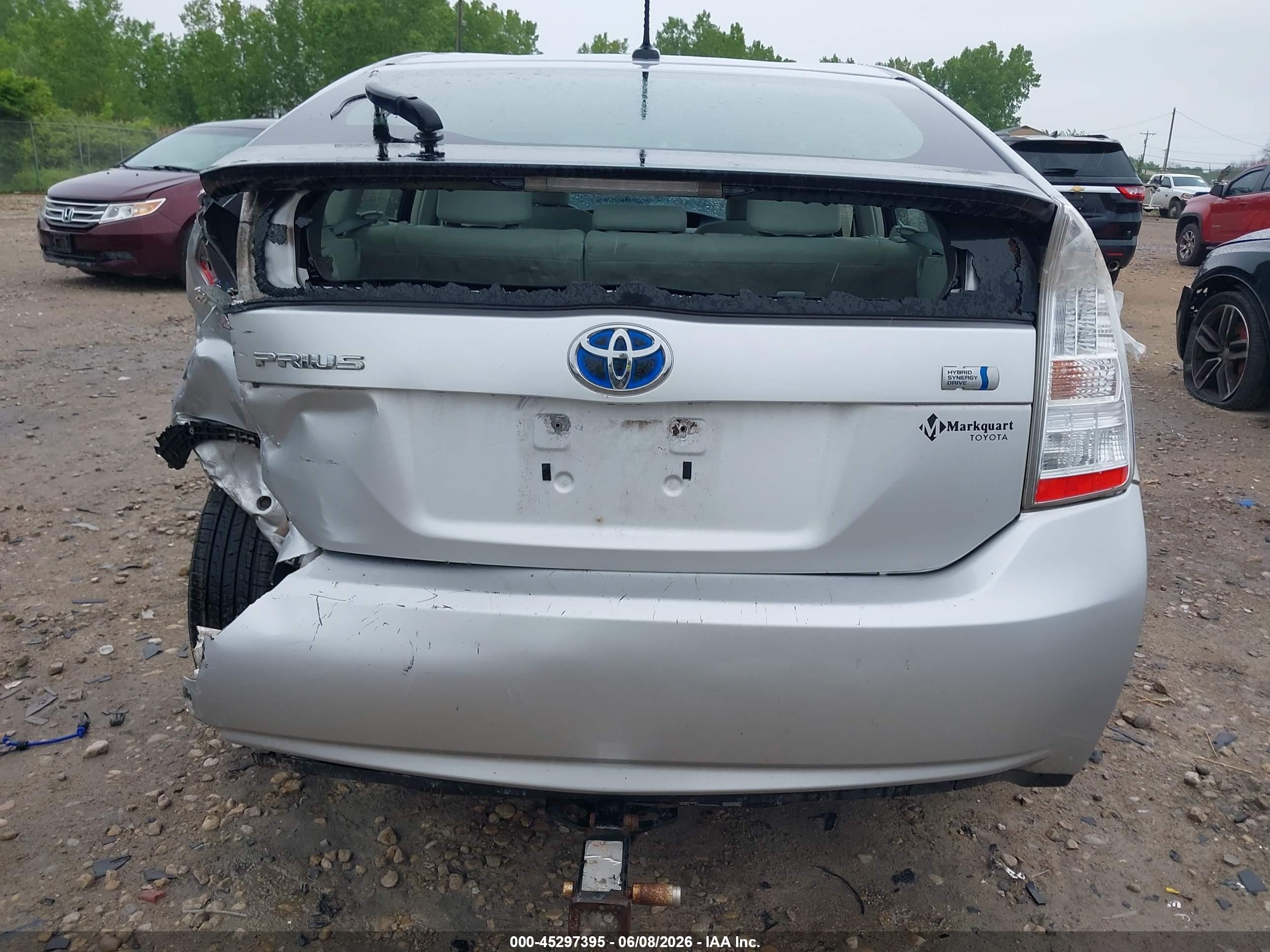 2011 Toyota Prius Two Серый vin: JTDKN3DU7B1374224