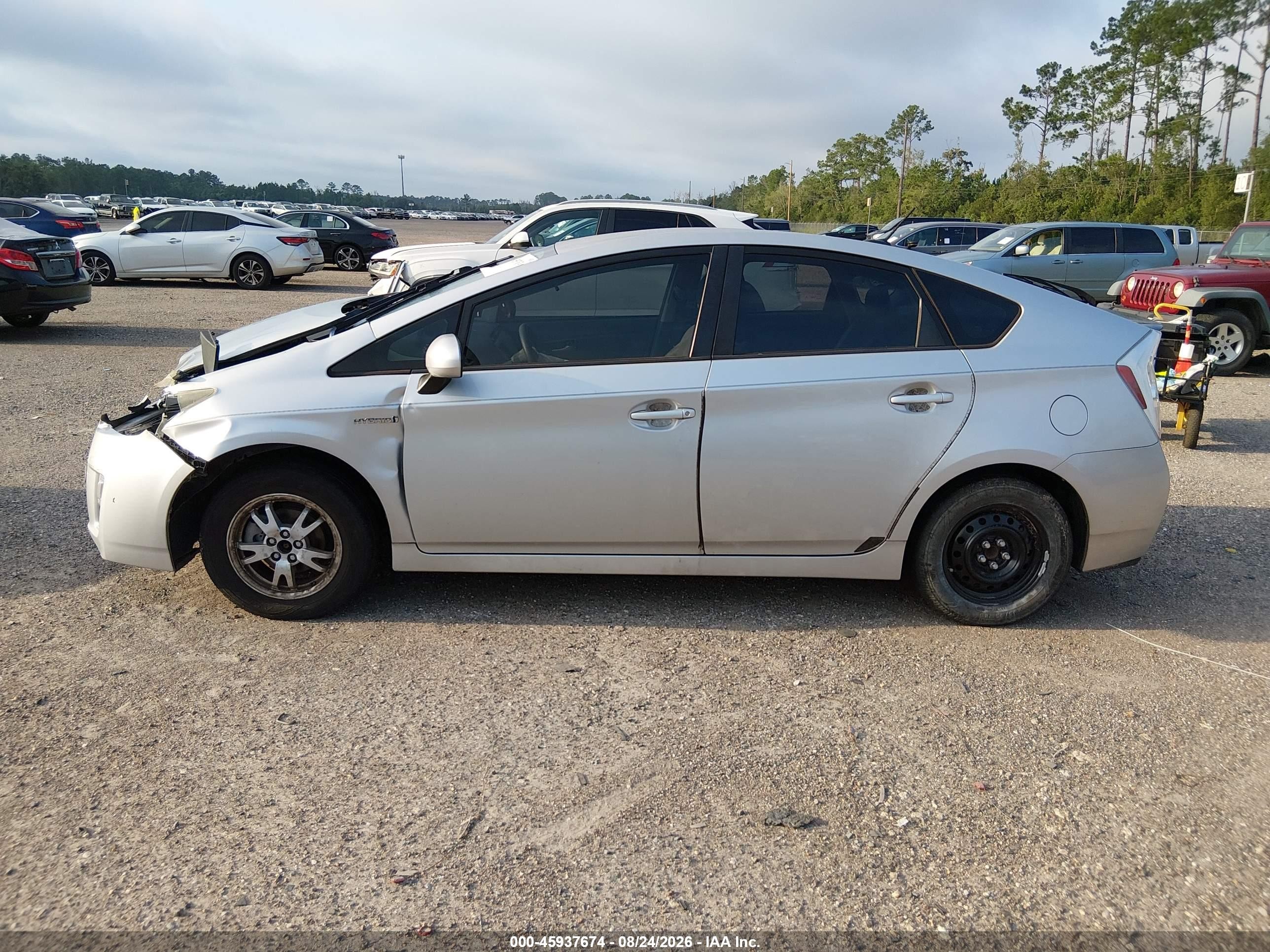 2011 Toyota Prius Two Silver vin: JTDKN3DU7B1474839