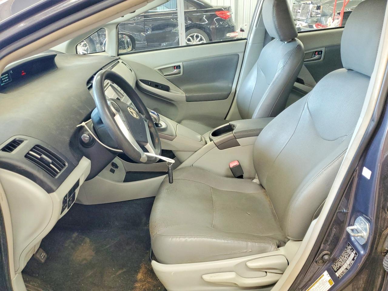 2012 Toyota Prius Two Серый vin: JTDKN3DU7C1481551