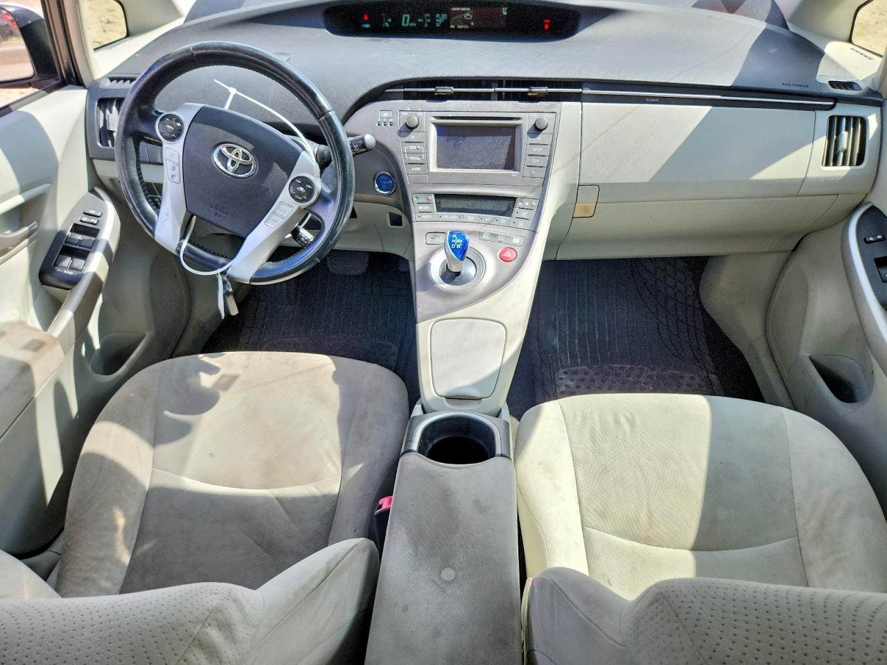 2012 Toyota Prius Two Серебряный vin: JTDKN3DU7C1512197