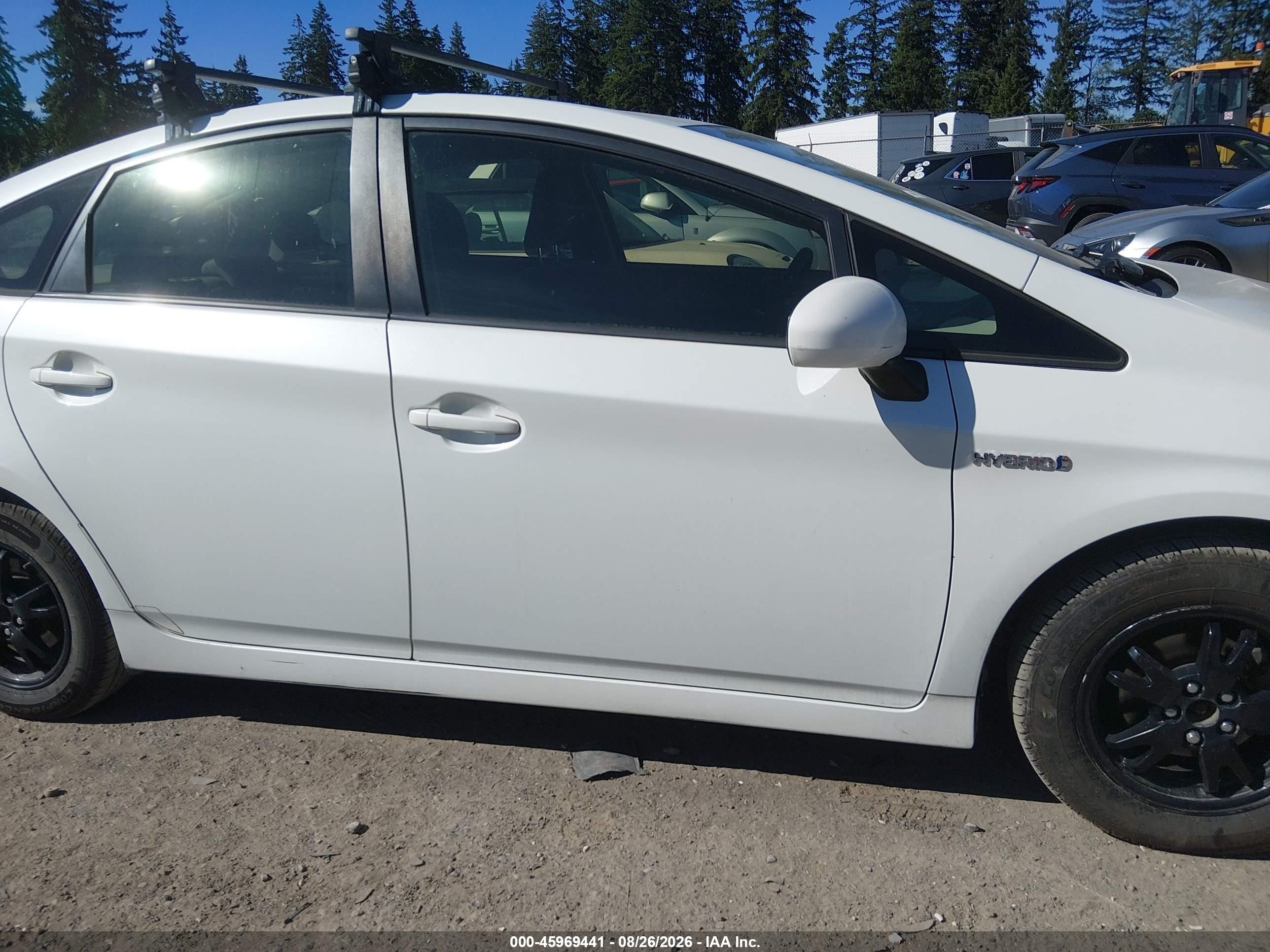 2012 Toyota Prius Two White vin: JTDKN3DU7C1519764