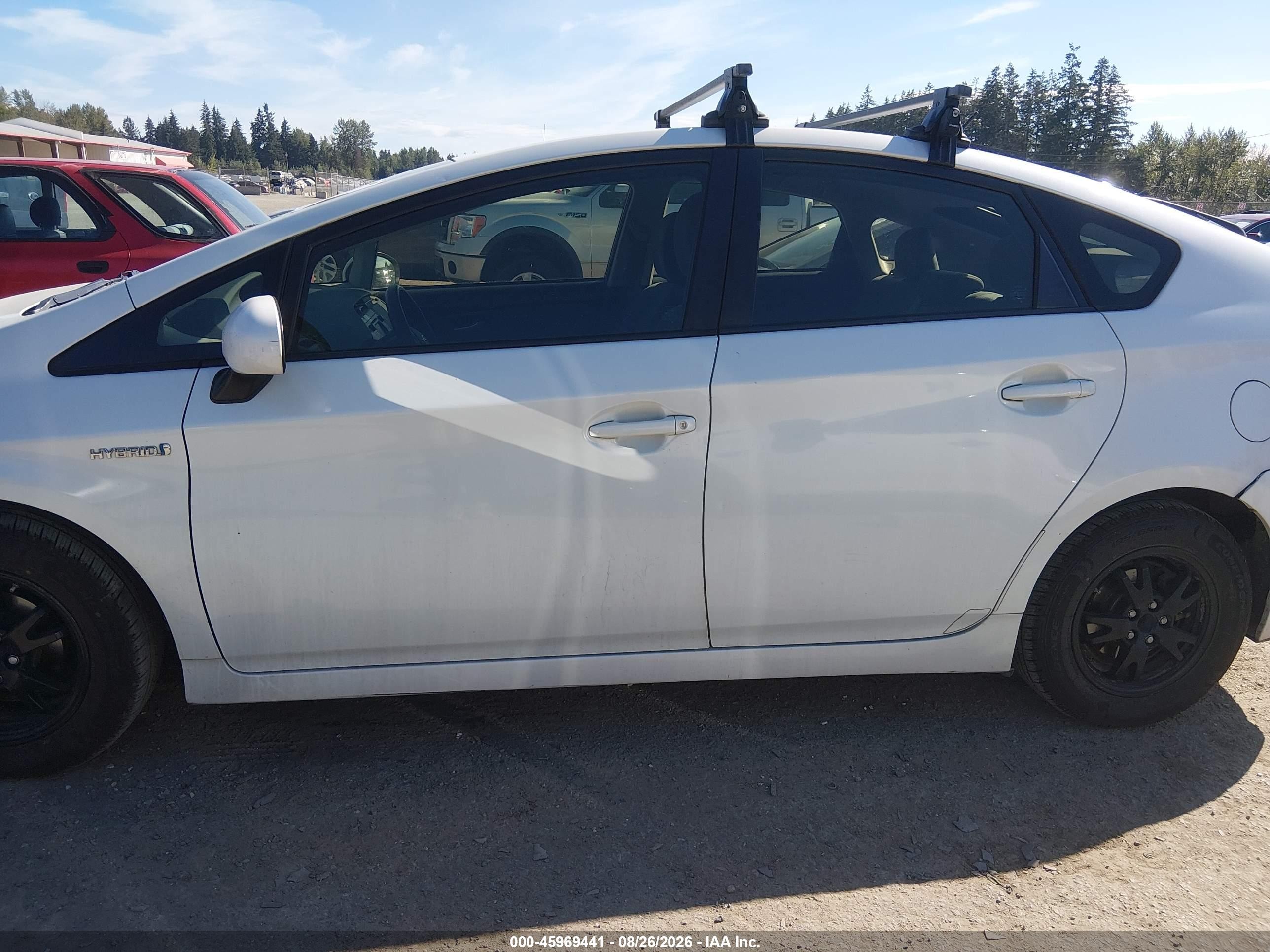 2012 Toyota Prius Two White vin: JTDKN3DU7C1519764