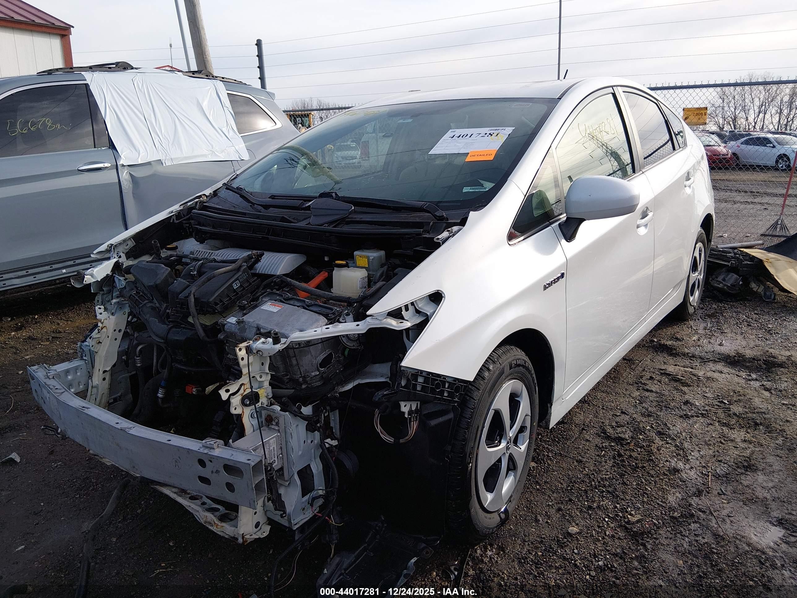 2012 Toyota Prius Two White vin: JTDKN3DU7C1584825