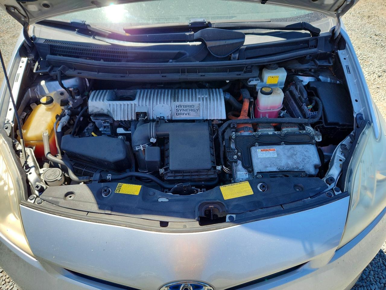 2012 Toyota Prius Two Серебряный vin: JTDKN3DU7C1587806