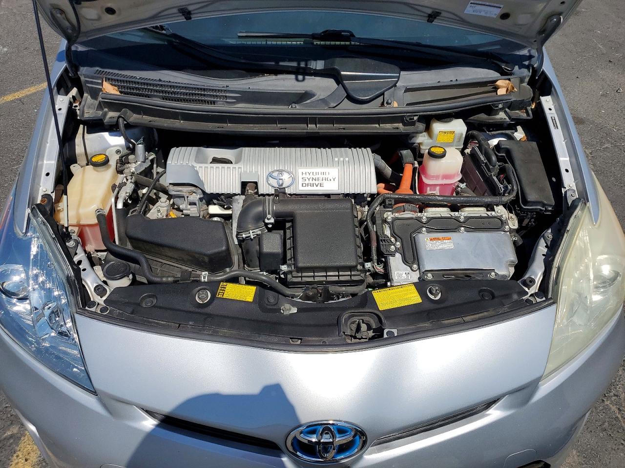 2012 Toyota Prius Two Silver vin: JTDKN3DU7C5421701
