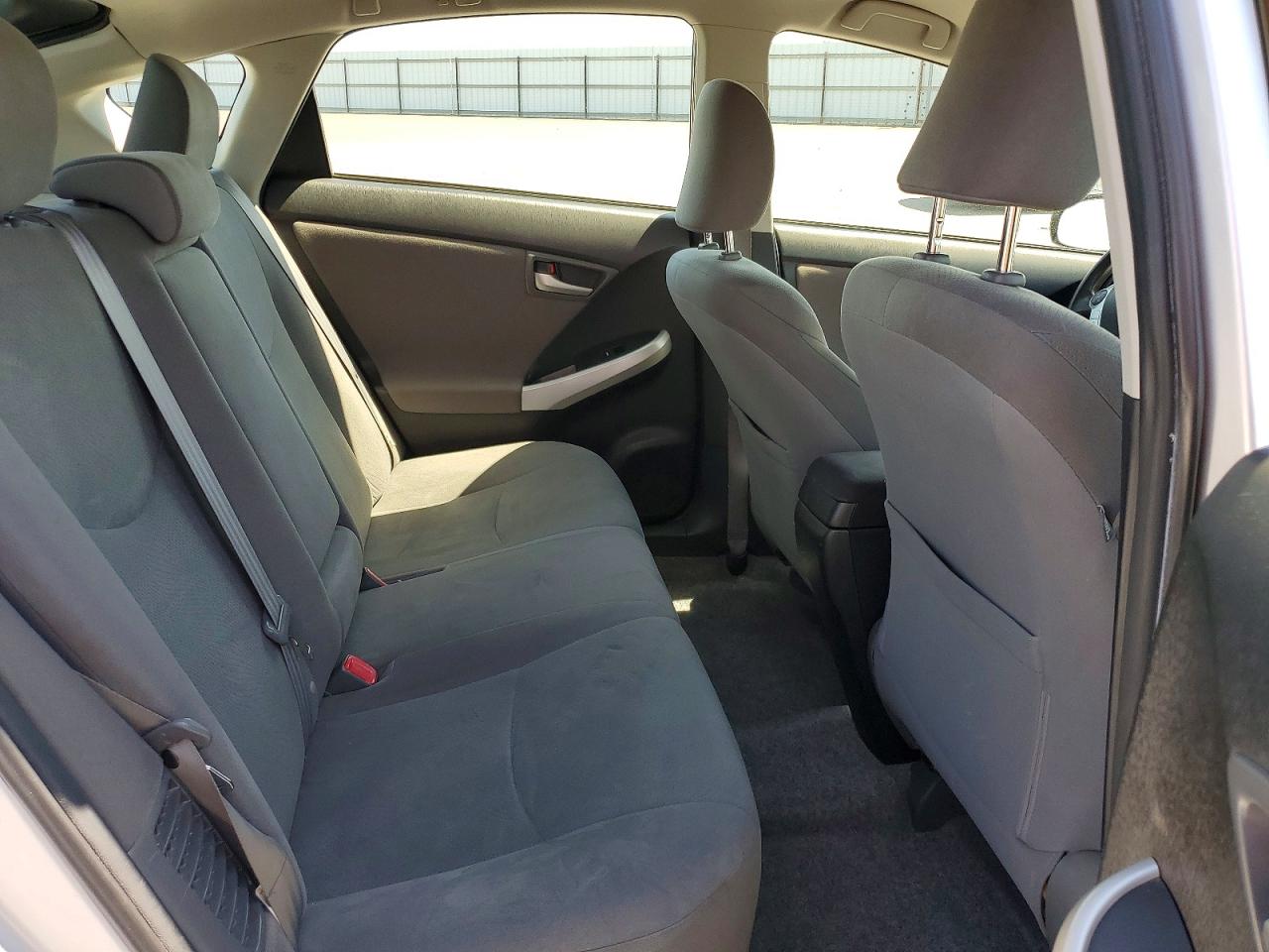 2012 Toyota Prius Two Silver vin: JTDKN3DU7C5421701