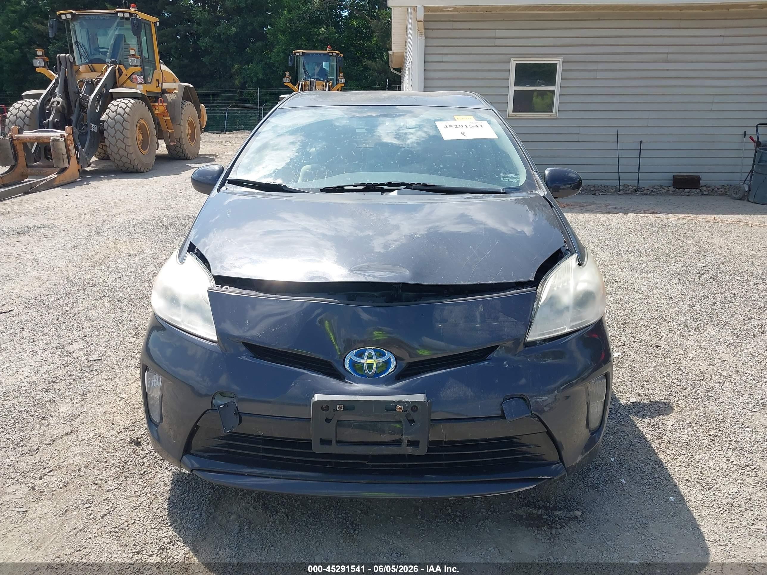 2012 Toyota Prius Two Серый vin: JTDKN3DU7C5452382