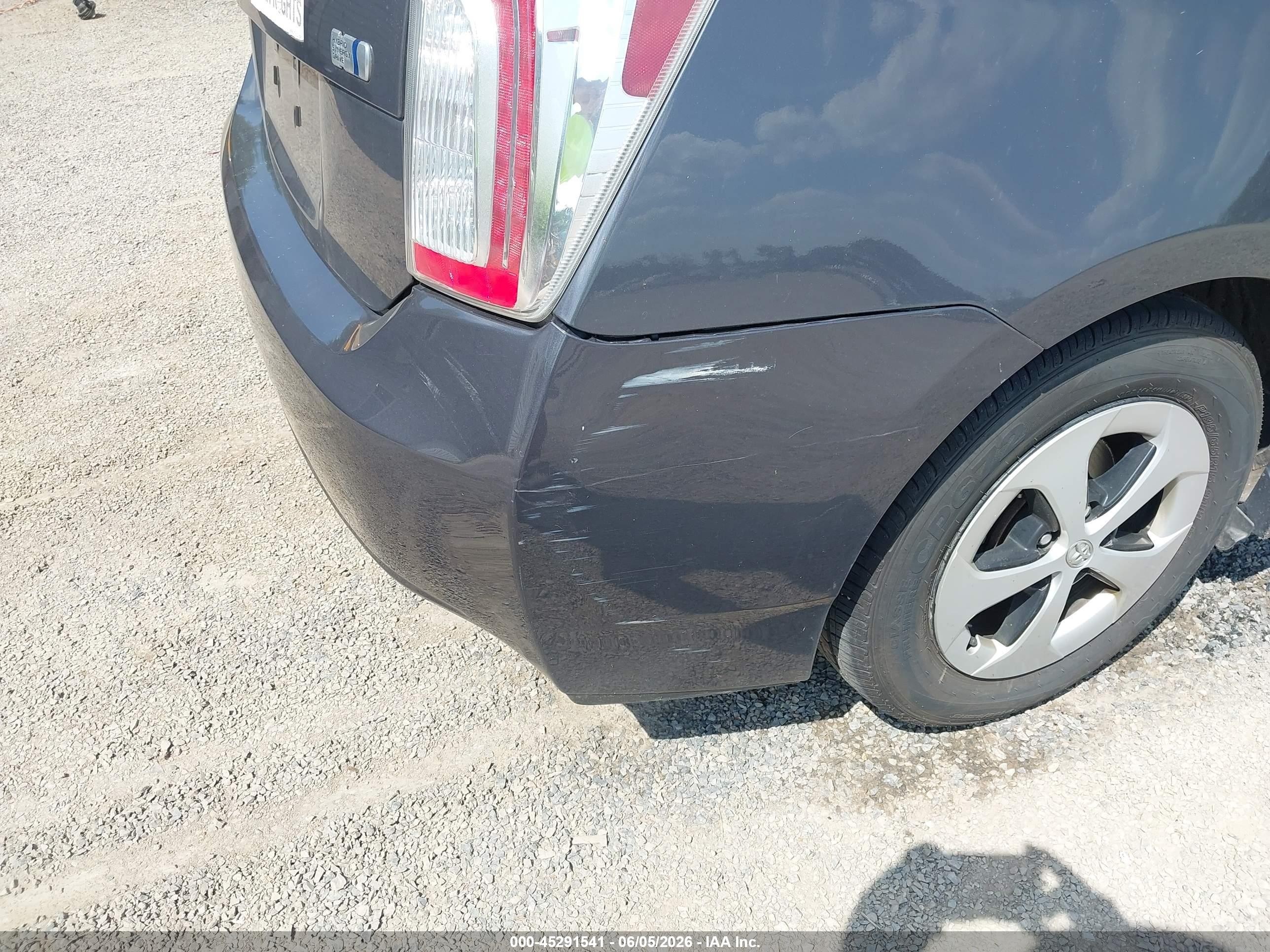 2012 Toyota Prius Two Серый vin: JTDKN3DU7C5452382