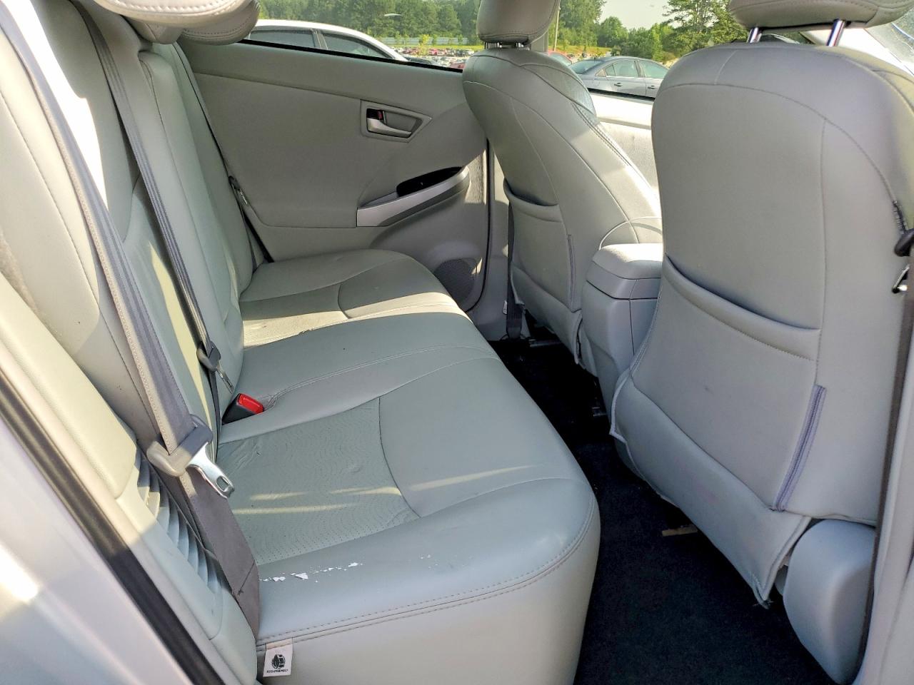 2012 Toyota Prius Three Silver vin: JTDKN3DU7C5478738